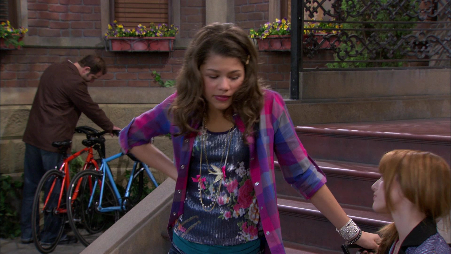 Shake_It_Up_S01E14_1080p_BTD_002004.jpg Shake_It_Up_S01E14_1080p_BTD_002004.jpg