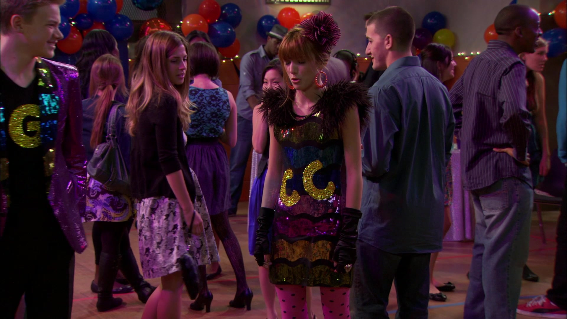 Shake_It_Up_S01E14_1080p_BTD_002181.jpg