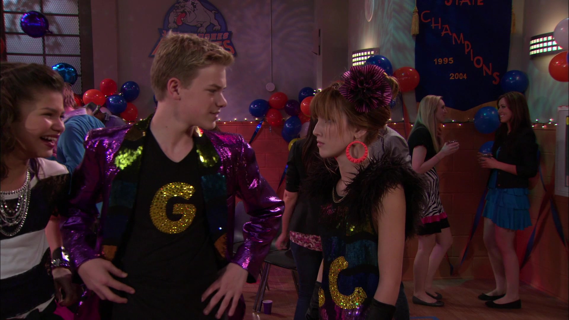 Shake_It_Up_S01E14_1080p_BTD_002263.jpg