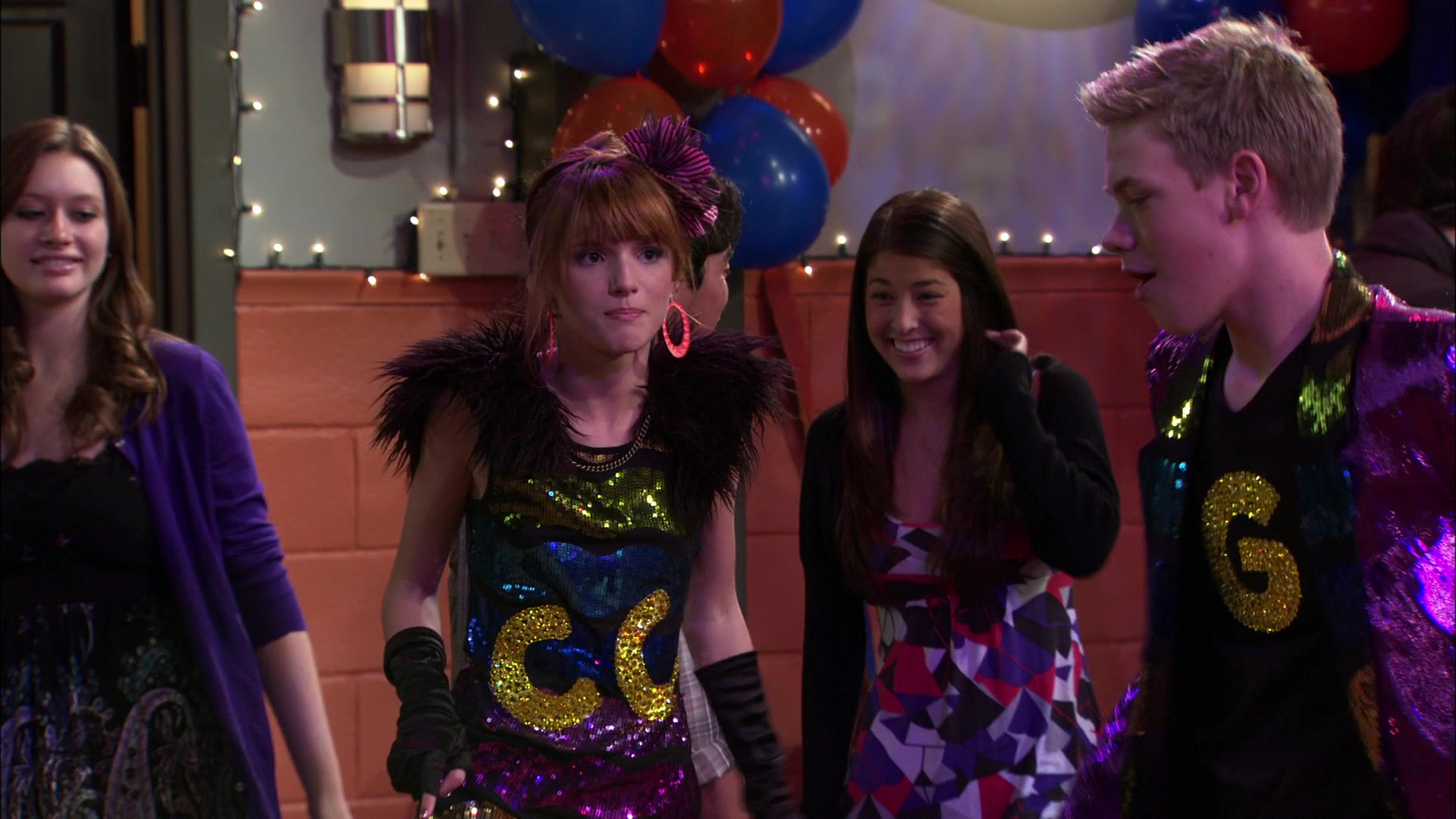 Shake_It_Up_S01E14_1080p_BTD_002334.jpg Shake_It_Up_S01E14_1080p_BTD_002334.jpg
