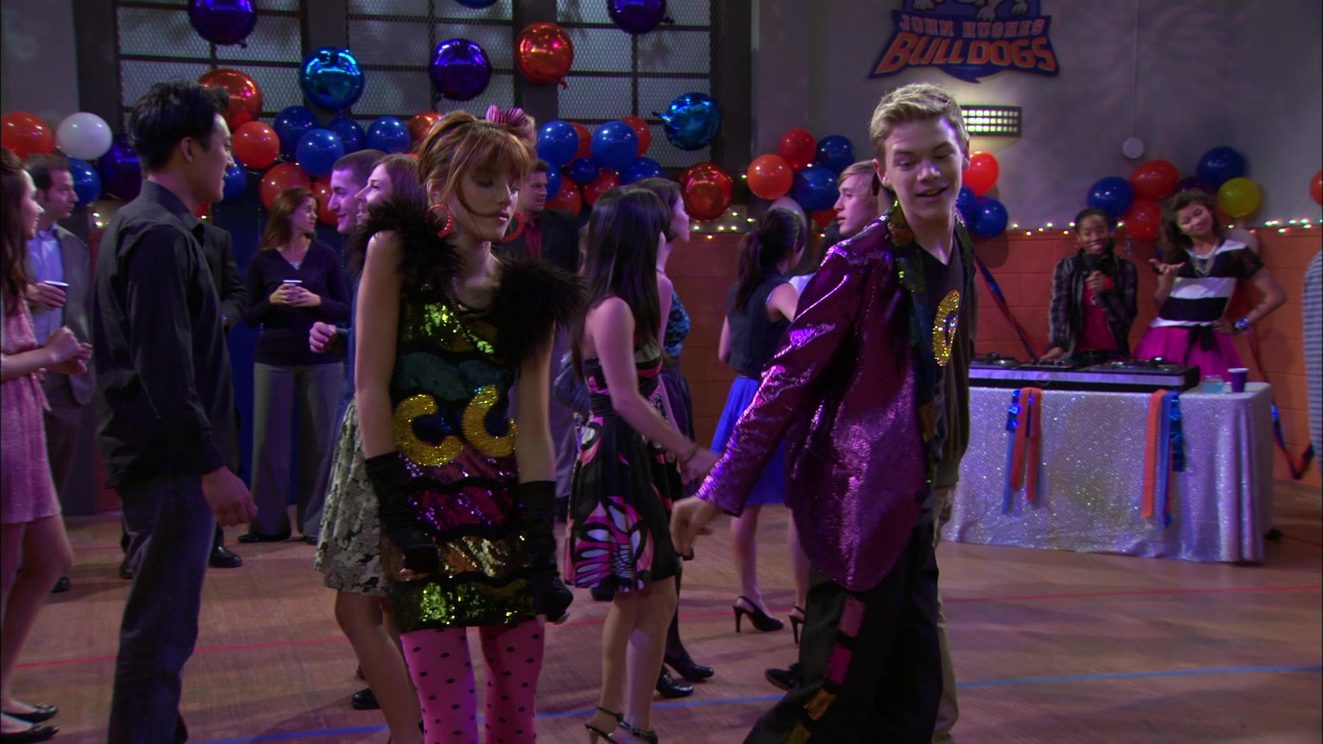 Shake_It_Up_S01E14_1080p_BTD_002344.jpg Shake_It_Up_S01E14_1080p_BTD_002344.jpg