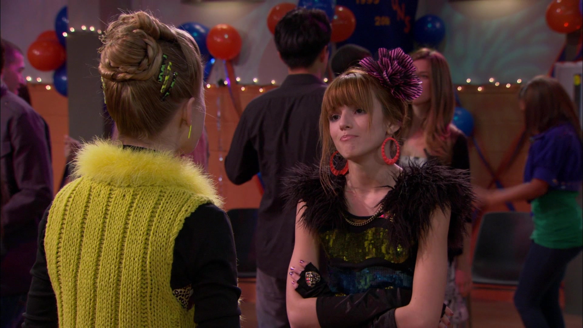 Shake_It_Up_S01E14_1080p_BTD_002705.jpg Shake_It_Up_S01E14_1080p_BTD_002705.jpg