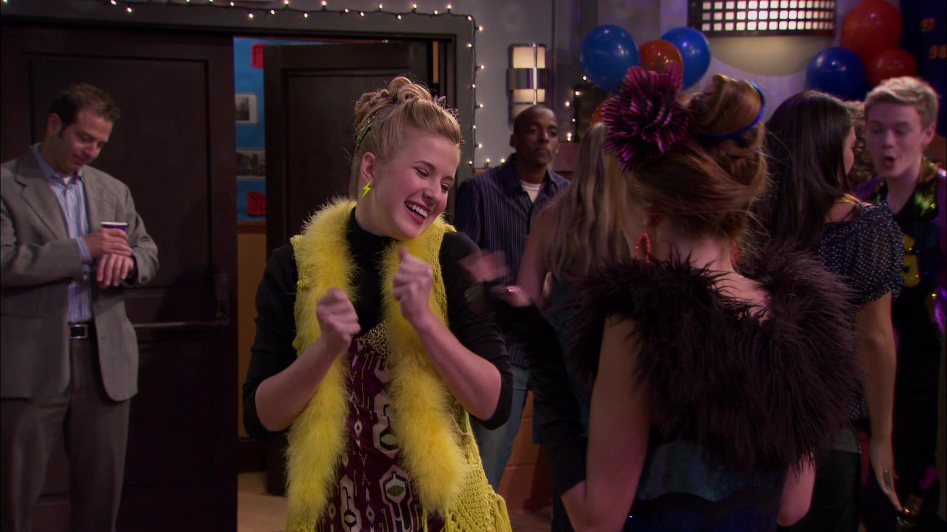 Shake_It_Up_S01E14_1080p_BTD_002784.jpg Shake_It_Up_S01E14_1080p_BTD_002784.jpg