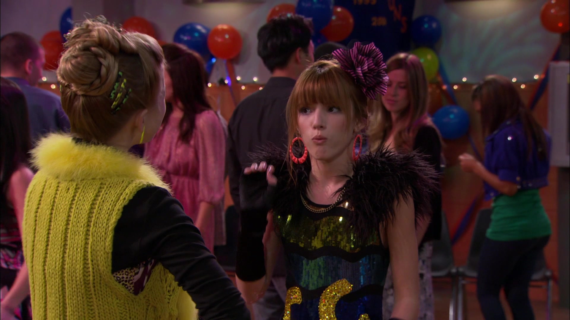 Shake_It_Up_S01E14_1080p_BTD_002787.jpg Shake_It_Up_S01E14_1080p_BTD_002787.jpg