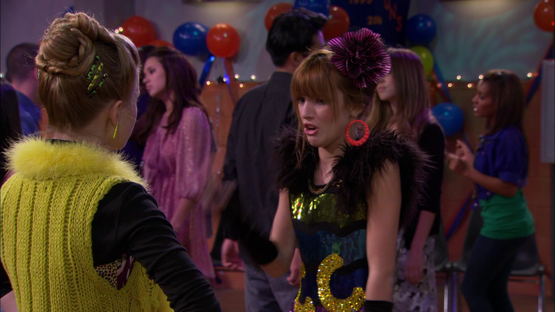 Shake_It_Up_S01E14_1080p_BTD_002793.jpg Shake_It_Up_S01E14_1080p_BTD_002793.jpg