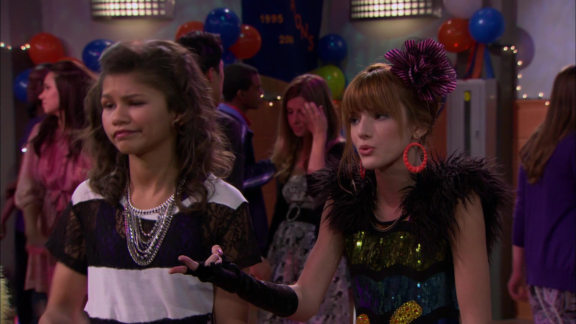 Shake_It_Up_S01E14_1080p_BTD_002841.jpg Shake_It_Up_S01E14_1080p_BTD_002841.jpg