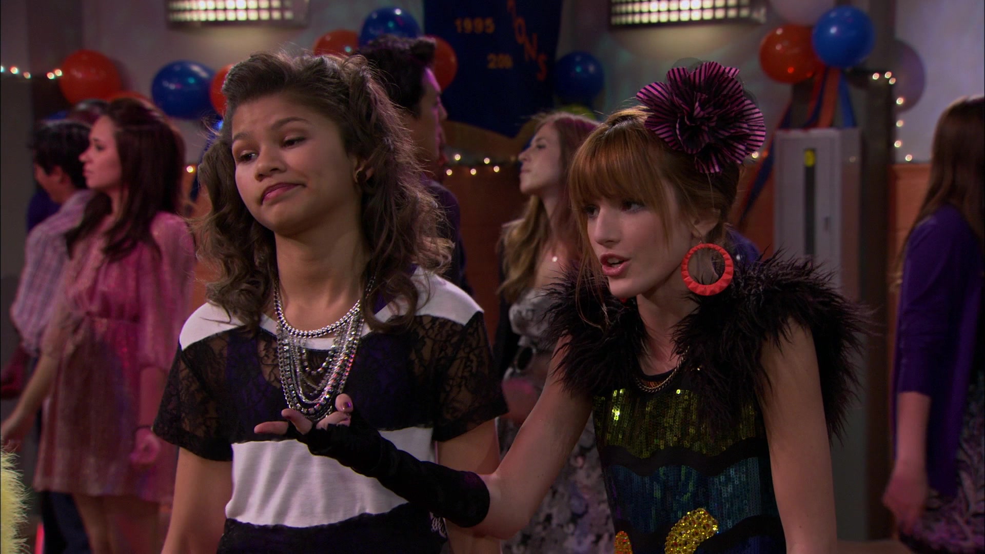 Shake_It_Up_S01E14_1080p_BTD_002843.jpg Shake_It_Up_S01E14_1080p_BTD_002843.jpg