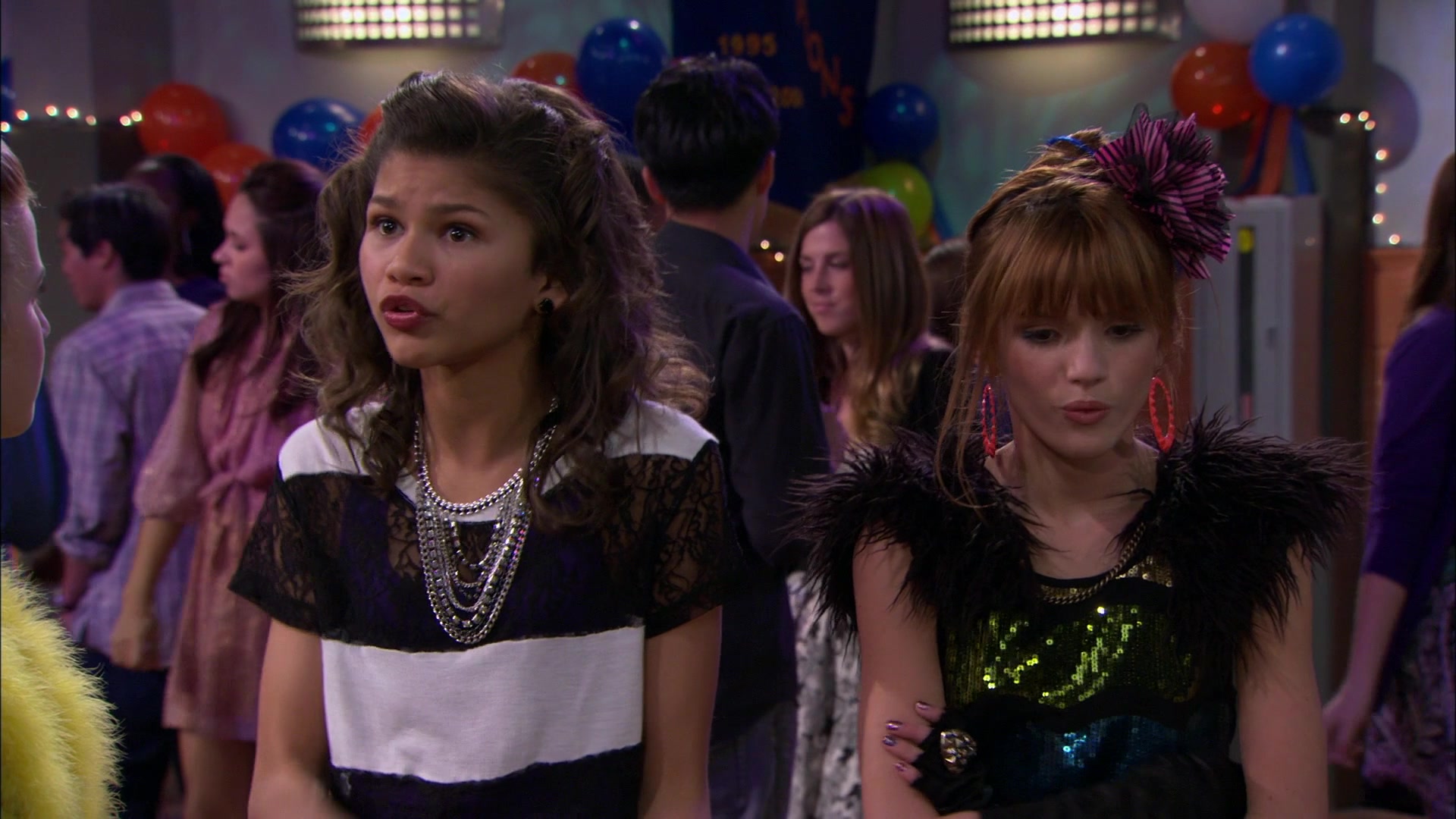 Shake_It_Up_S01E14_1080p_BTD_002874.jpg Shake_It_Up_S01E14_1080p_BTD_002874.jpg