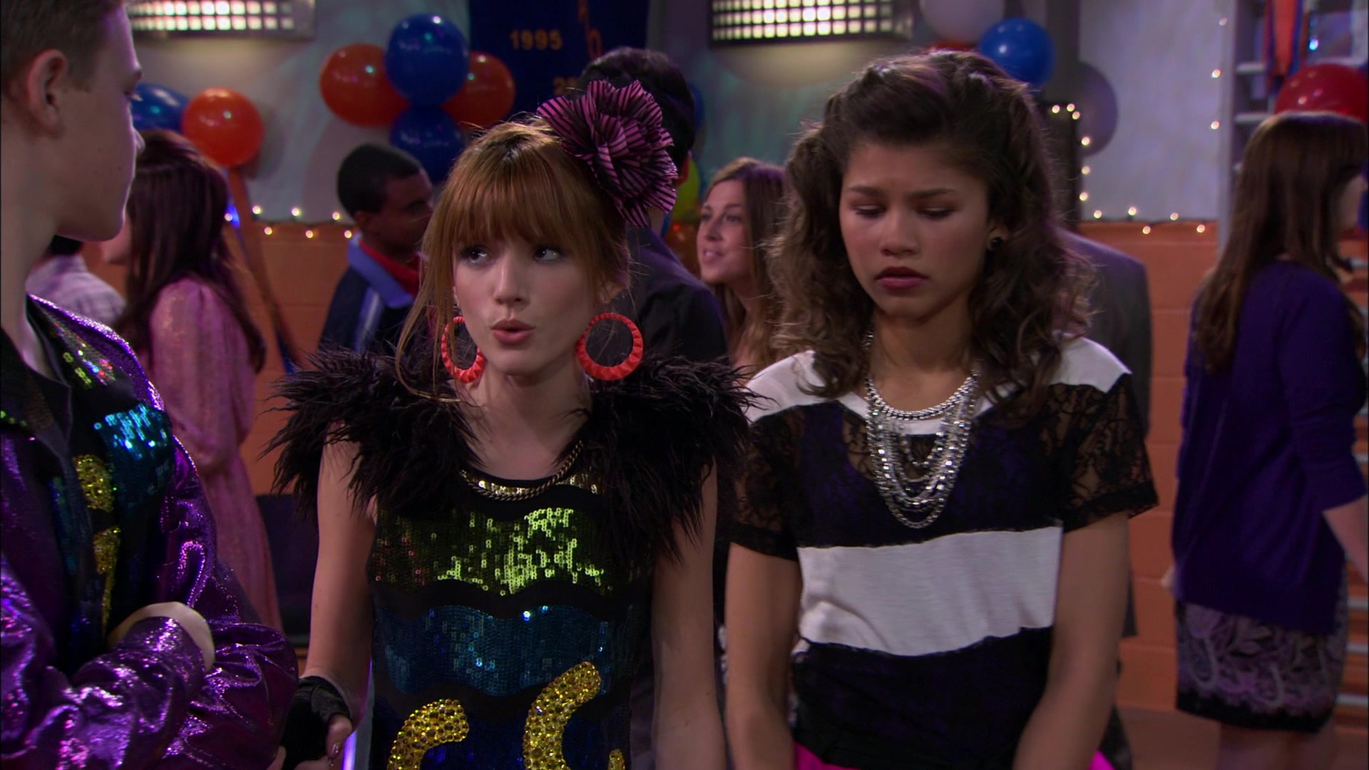 Shake_It_Up_S01E14_1080p_BTD_002911.jpg