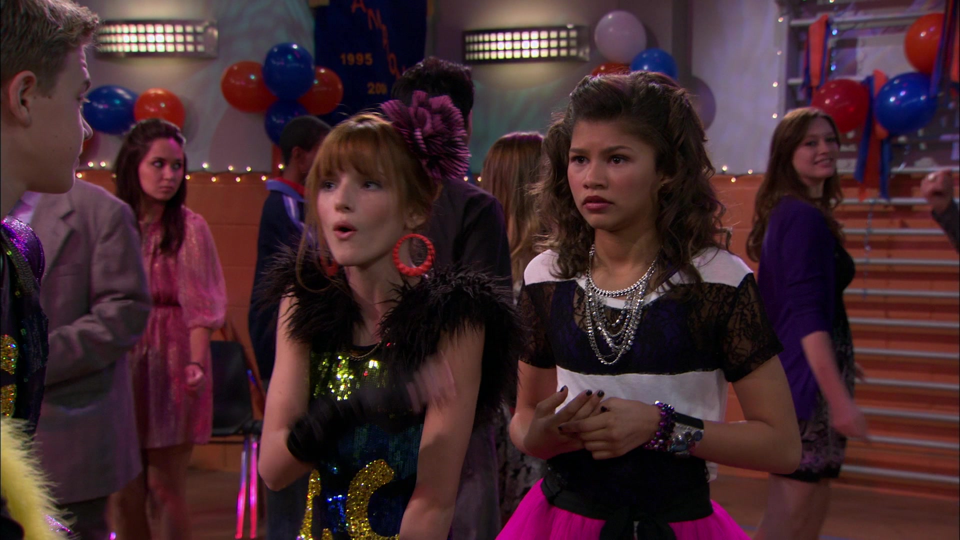 Shake_It_Up_S01E14_1080p_BTD_002980.jpg Shake_It_Up_S01E14_1080p_BTD_002980.jpg