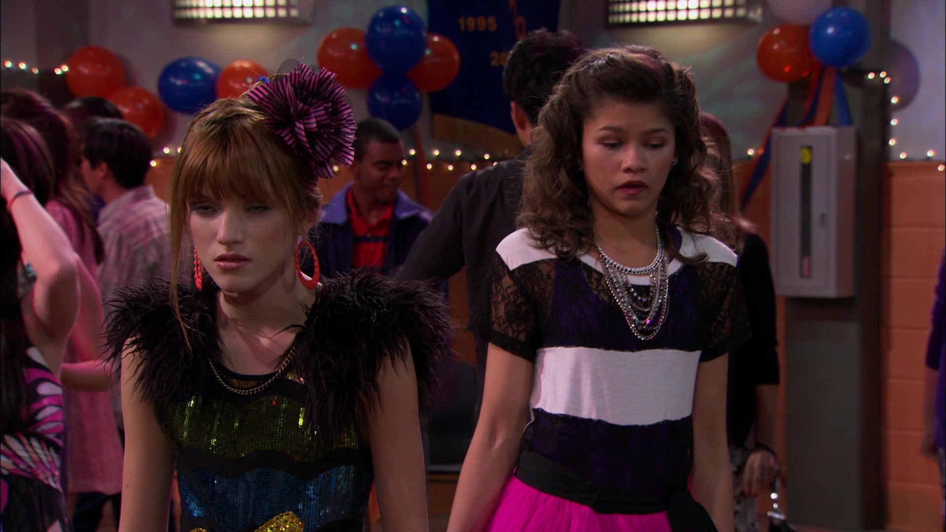 Shake_It_Up_S01E14_1080p_BTD_003005.jpg Shake_It_Up_S01E14_1080p_BTD_003005.jpg