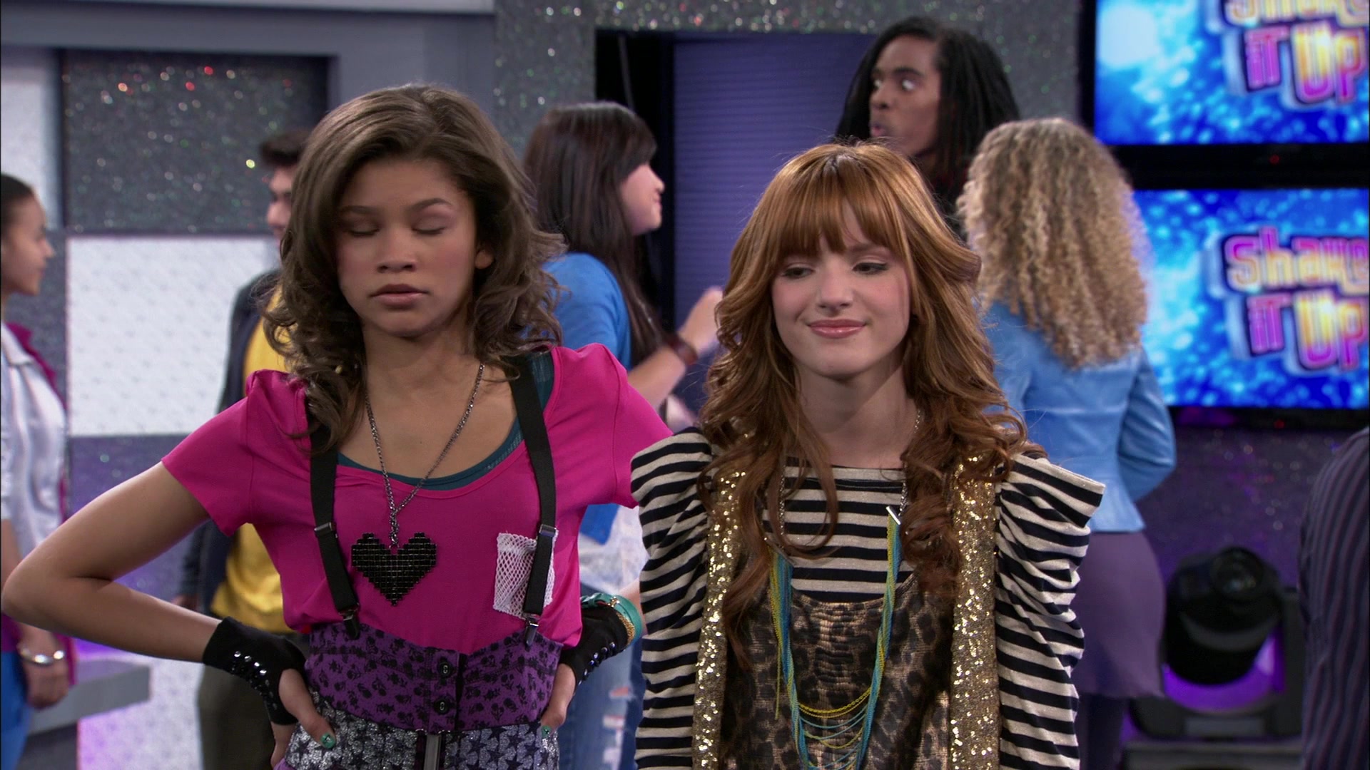 Shake_It_Up_S01E15_1080p_BTD_000175.jpg Shake_It_Up_S01E15_1080p_BTD_000175.jpg