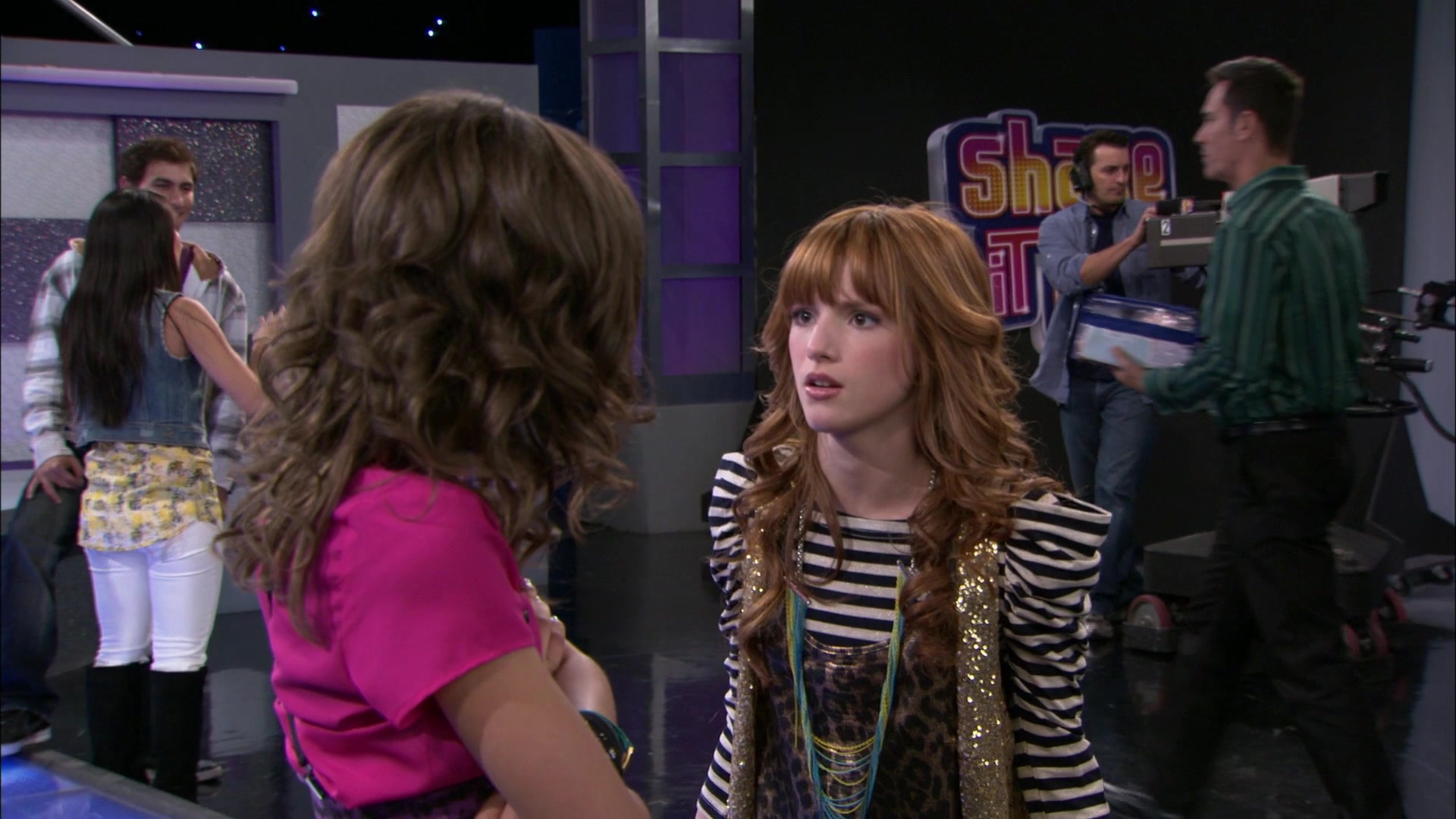 Shake_It_Up_S01E15_1080p_BTD_000199.jpg Shake_It_Up_S01E15_1080p_BTD_000199.jpg