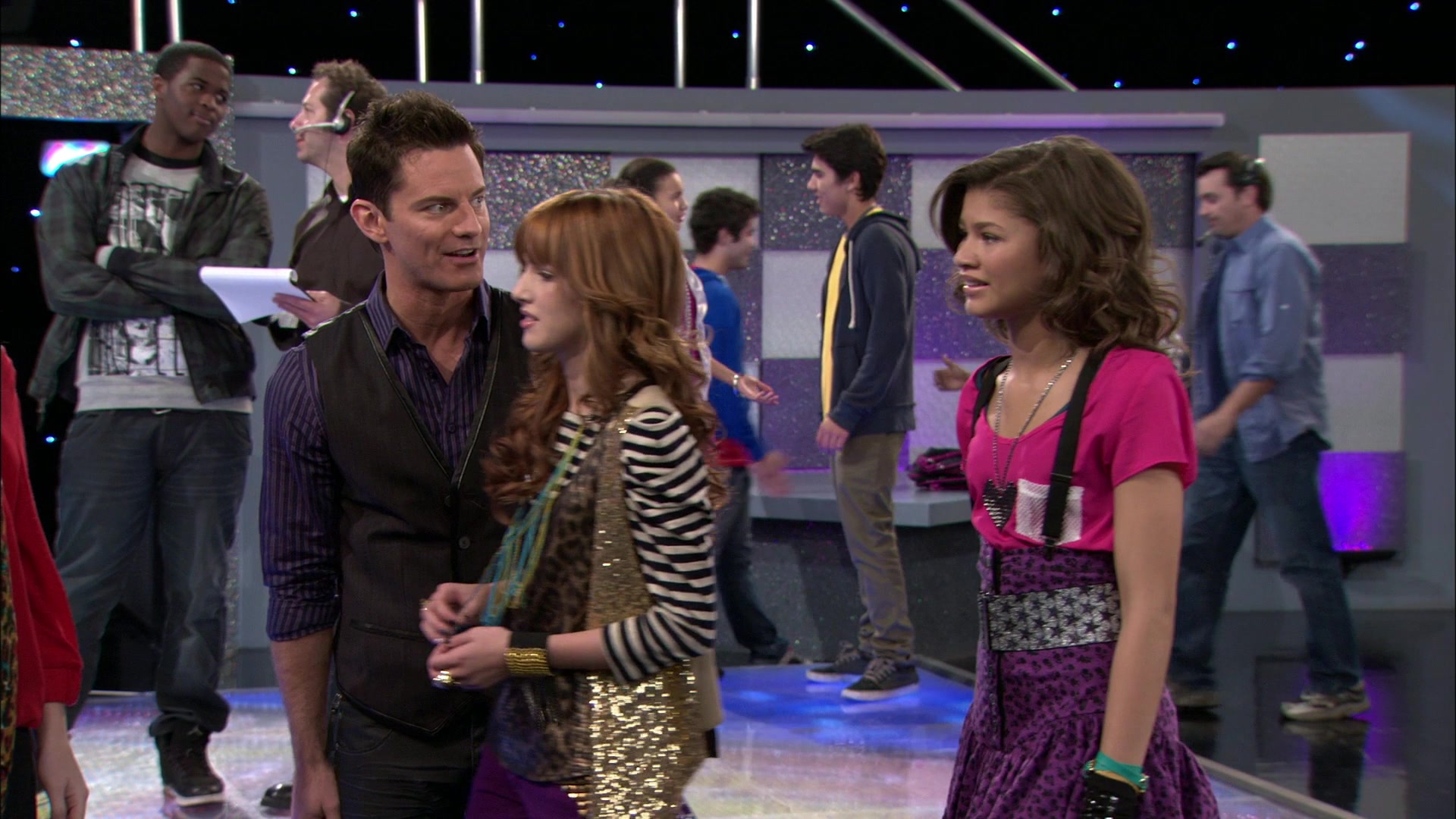 Shake_It_Up_S01E15_1080p_BTD_000425.jpg Shake_It_Up_S01E15_1080p_BTD_000425.jpg