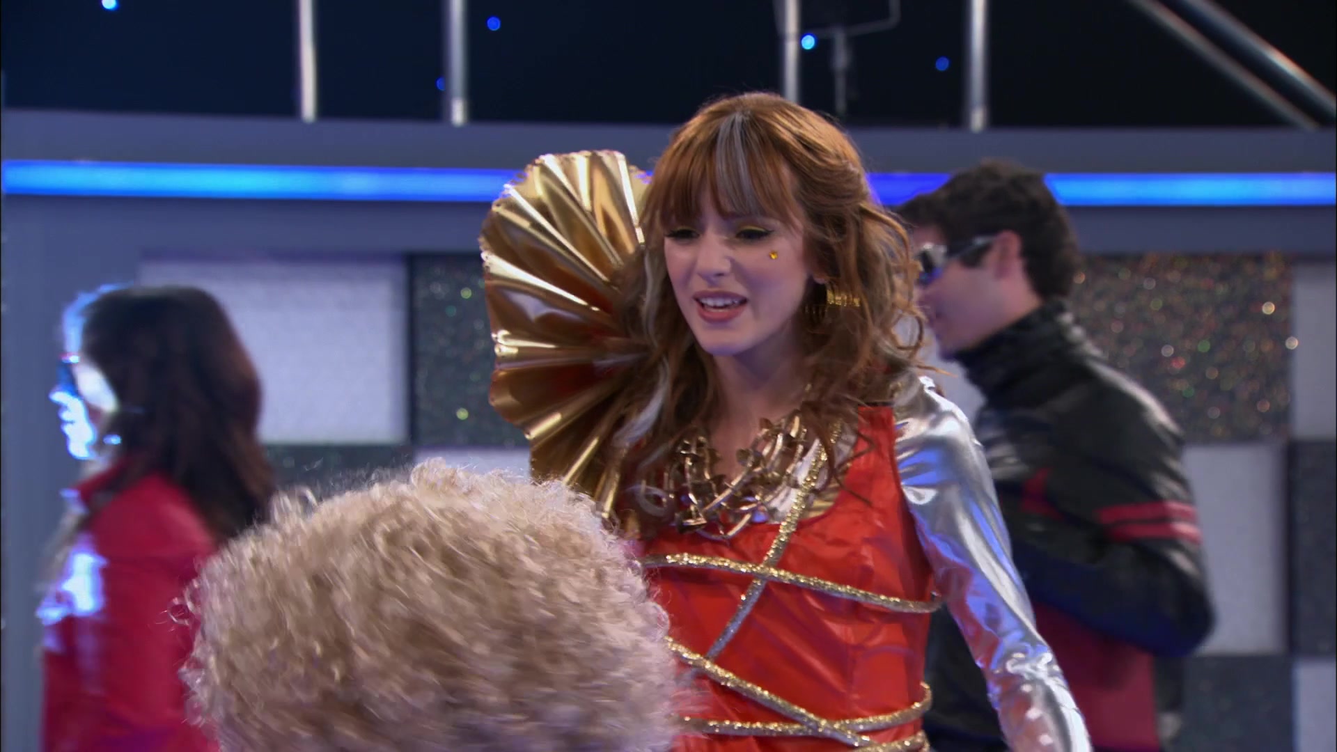 Shake_It_Up_S01E15_1080p_BTD_001122.jpg