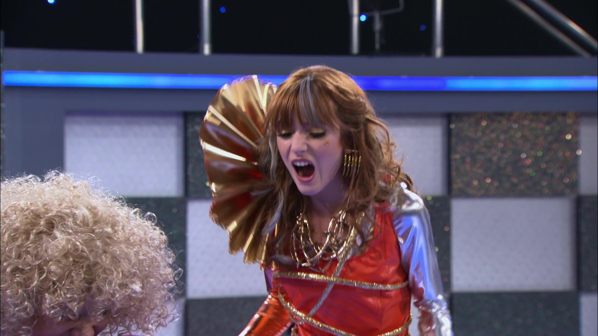 Shake_It_Up_S01E15_1080p_BTD_001124.jpg Shake_It_Up_S01E15_1080p_BTD_001124.jpg