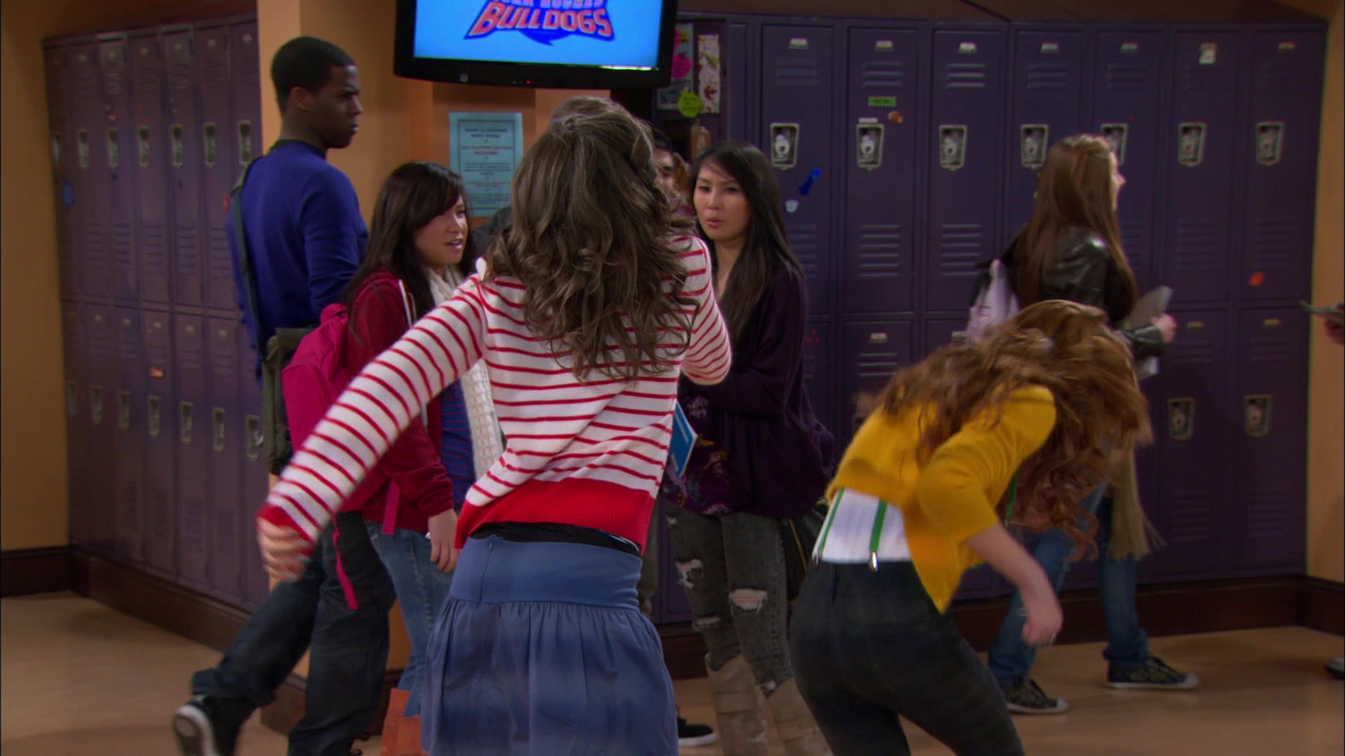 Shake_It_Up_S01E15_1080p_BTD_001355.jpg Shake_It_Up_S01E15_1080p_BTD_001355.jpg