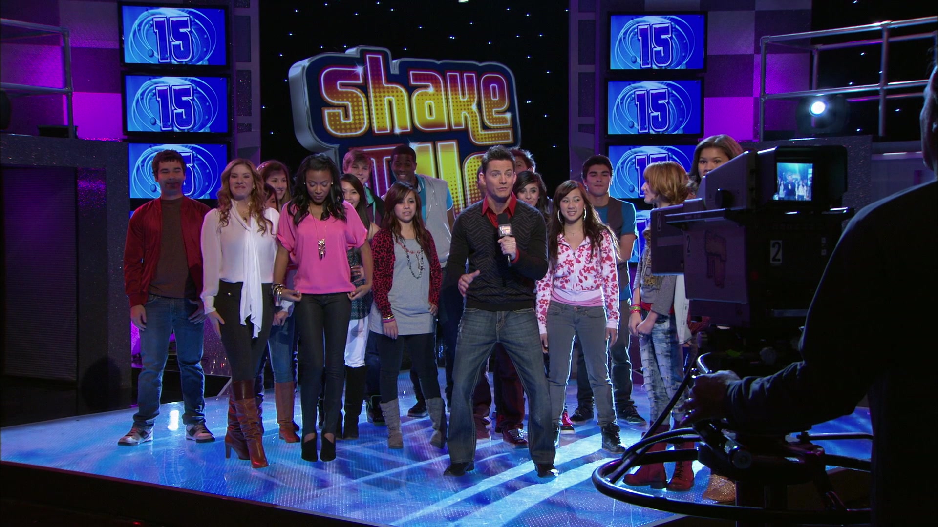 Shake_It_Up_S01E15_1080p_BTD_001479.jpg Shake_It_Up_S01E15_1080p_BTD_001479.jpg