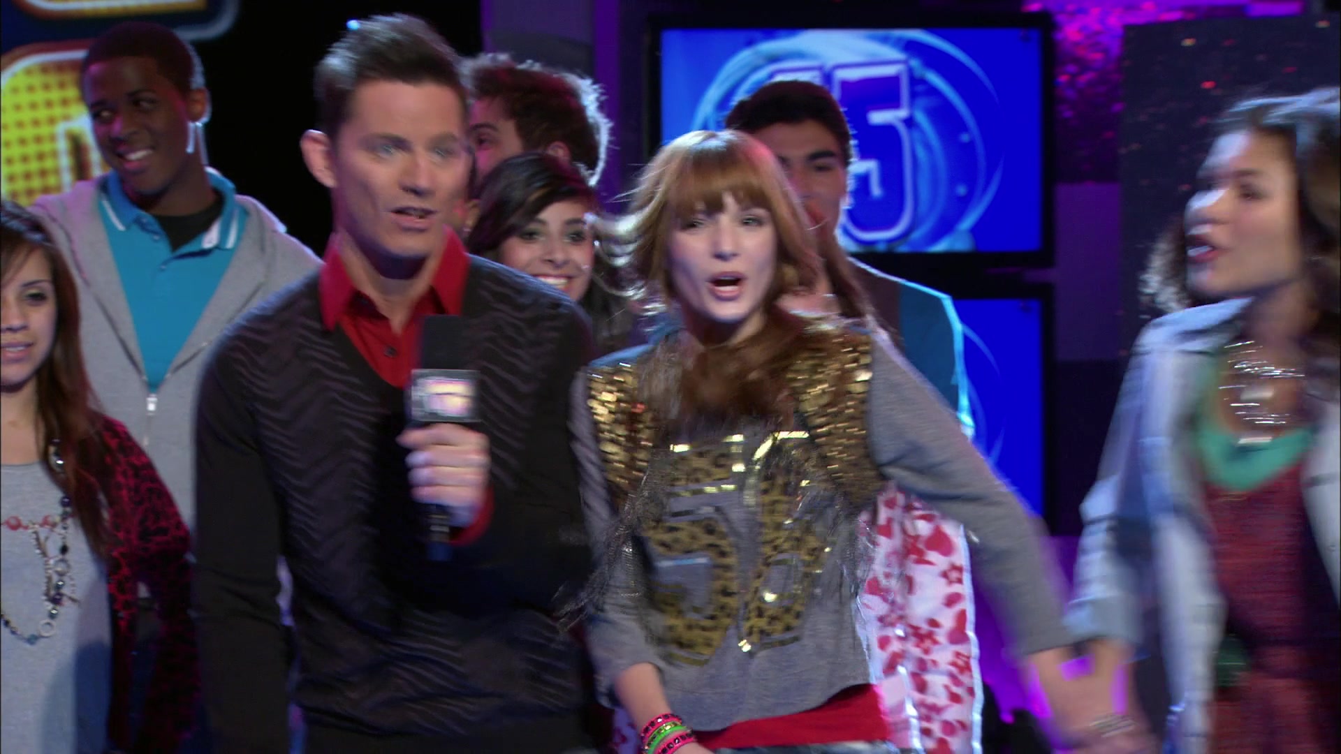 Shake_It_Up_S01E15_1080p_BTD_001483.jpg Shake_It_Up_S01E15_1080p_BTD_001483.jpg