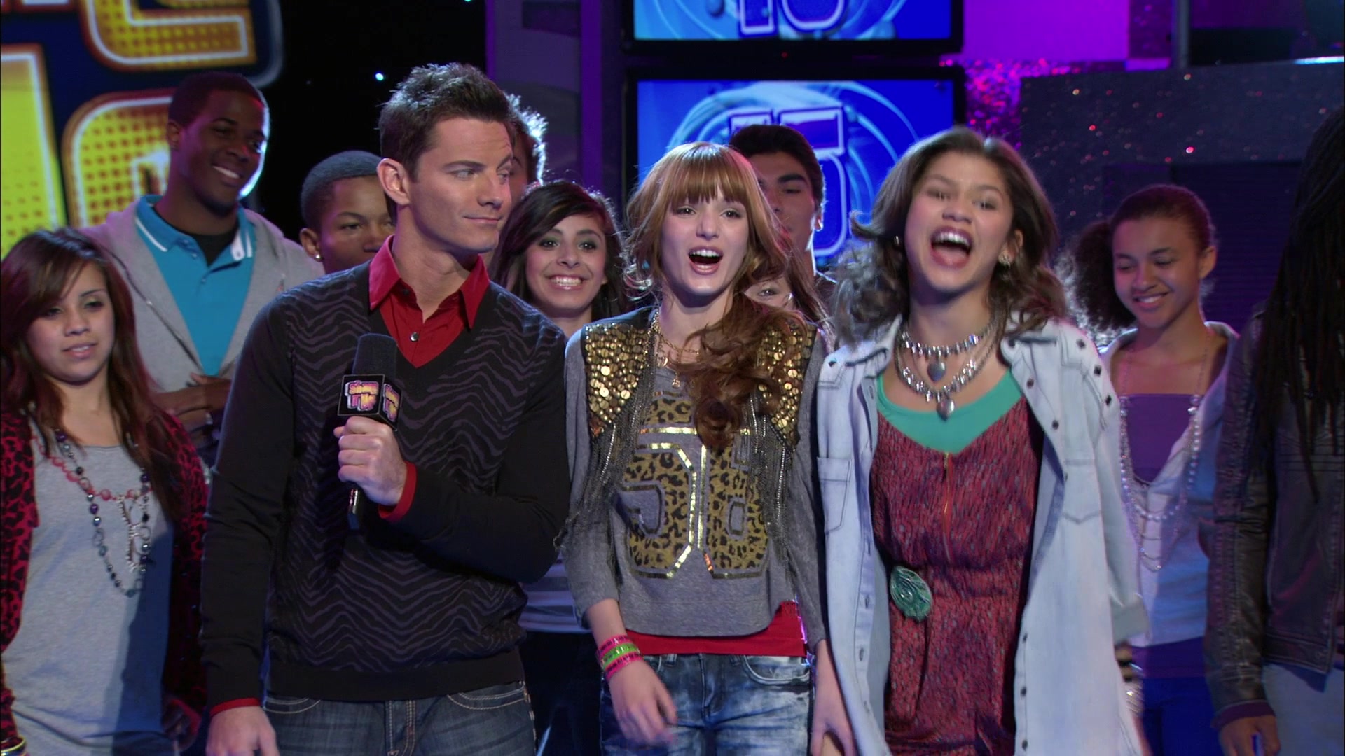 Shake_It_Up_S01E15_1080p_BTD_001489.jpg Shake_It_Up_S01E15_1080p_BTD_001489.jpg