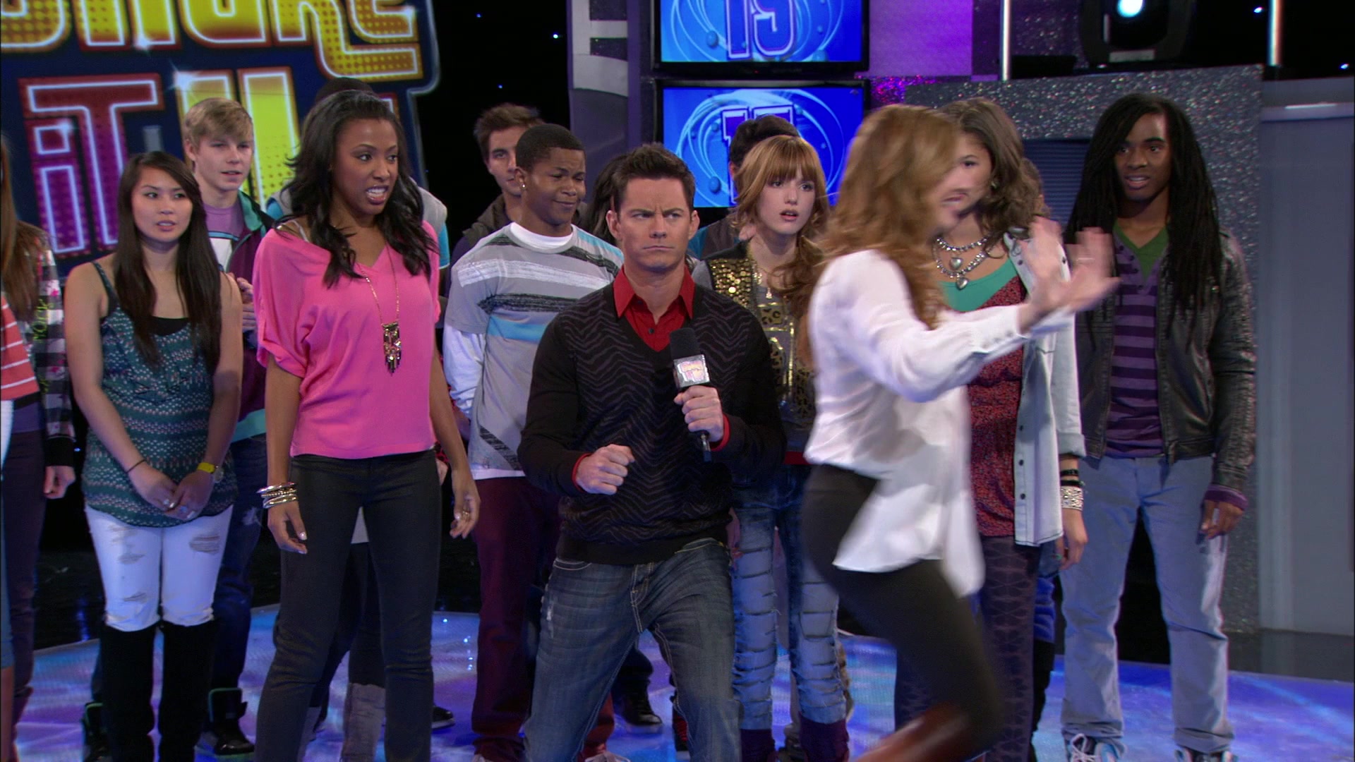 Shake_It_Up_S01E15_1080p_BTD_001514.jpg Shake_It_Up_S01E15_1080p_BTD_001514.jpg