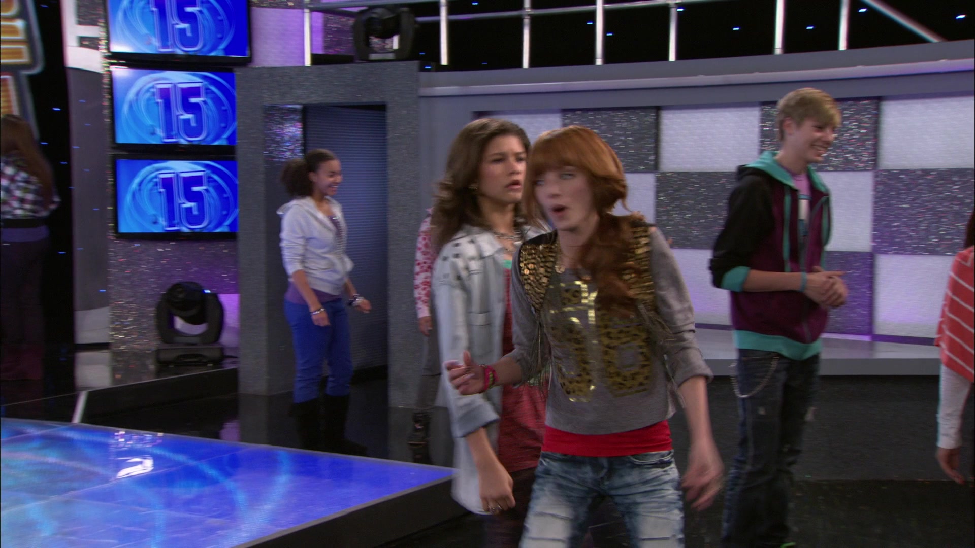 Shake_It_Up_S01E15_1080p_BTD_001643.jpg Shake_It_Up_S01E15_1080p_BTD_001643.jpg