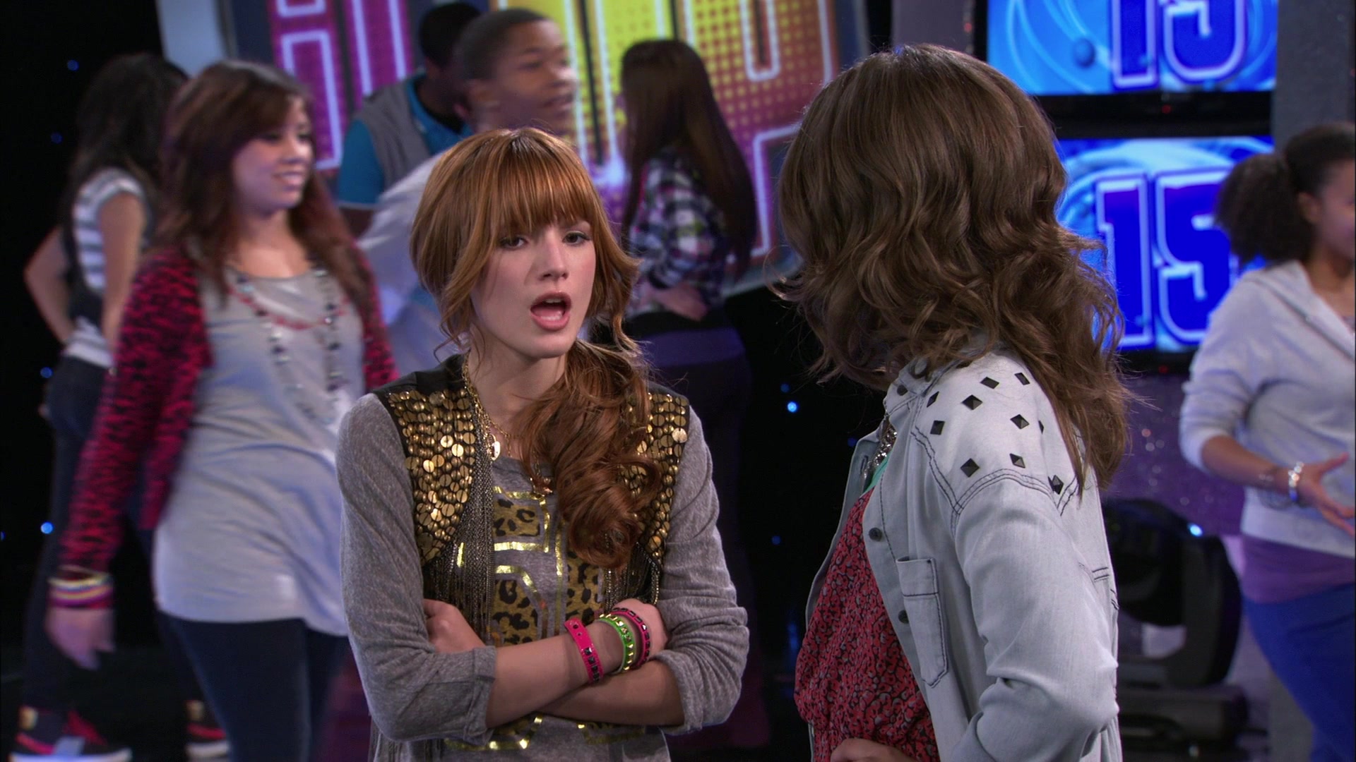 Shake_It_Up_S01E15_1080p_BTD_001668.jpg Shake_It_Up_S01E15_1080p_BTD_001668.jpg