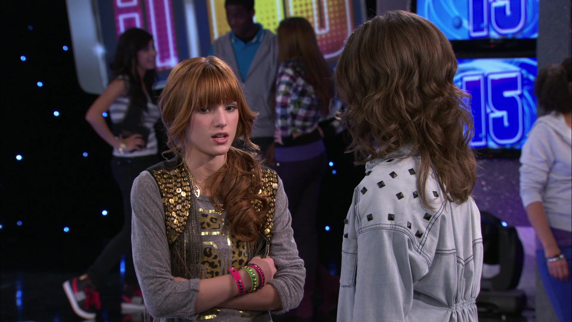 Shake_It_Up_S01E15_1080p_BTD_001697.jpg