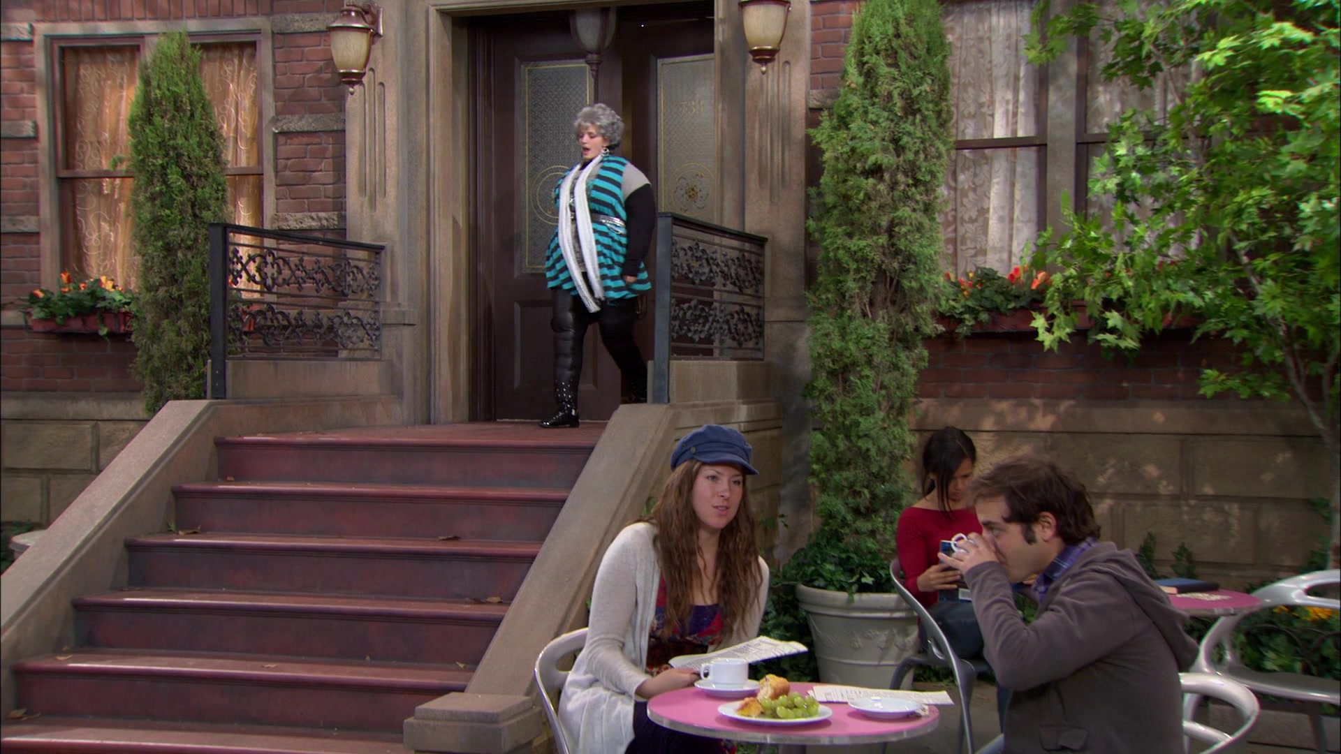 Shake_It_Up_S01E15_1080p_BTD_001714.jpg Shake_It_Up_S01E15_1080p_BTD_001714.jpg