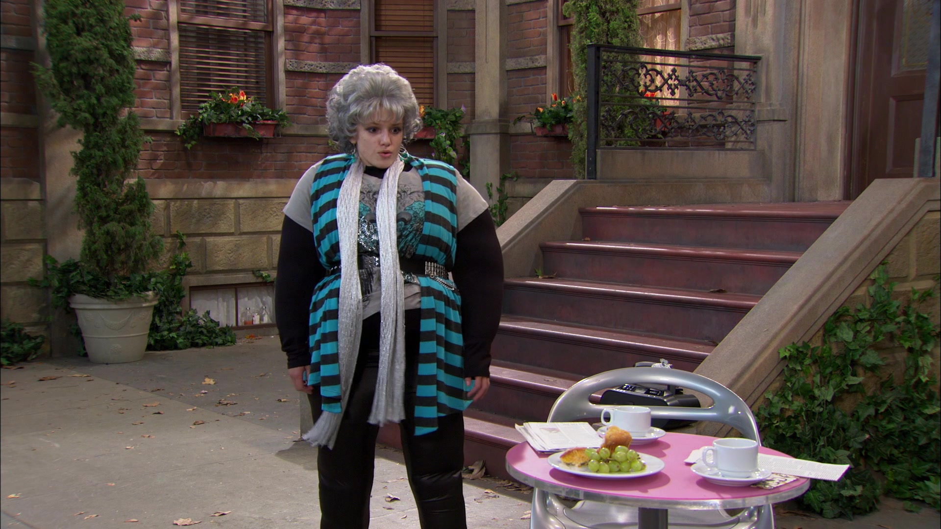 Shake_It_Up_S01E15_1080p_BTD_001837.jpg Shake_It_Up_S01E15_1080p_BTD_001837.jpg