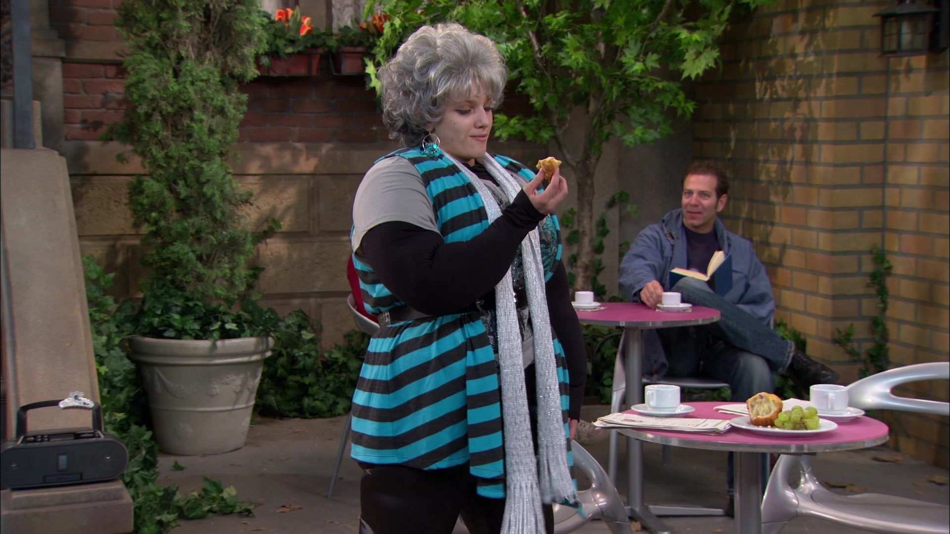 Shake_It_Up_S01E15_1080p_BTD_001848.jpg Shake_It_Up_S01E15_1080p_BTD_001848.jpg