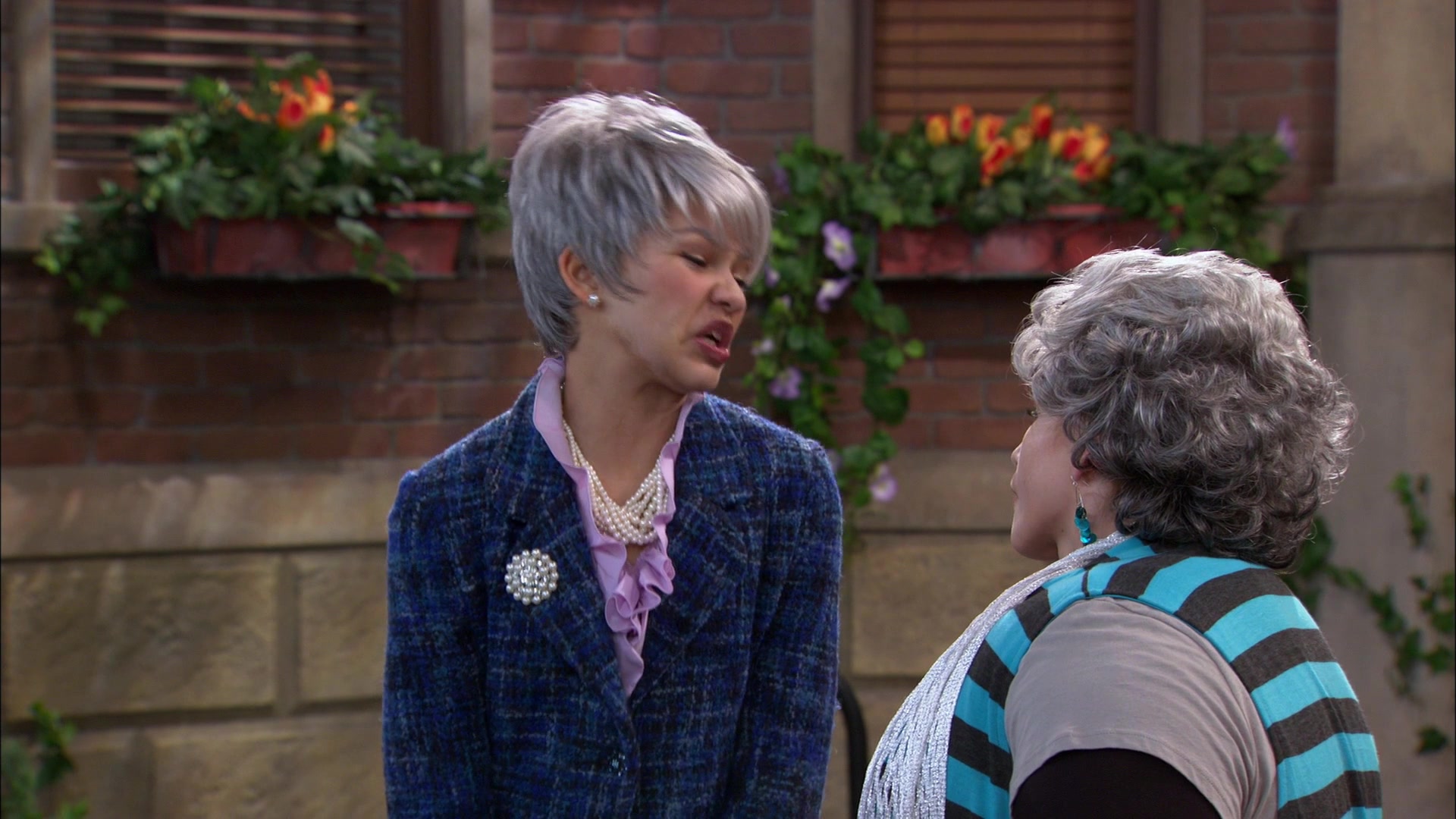 Shake_It_Up_S01E15_1080p_BTD_001937.jpg