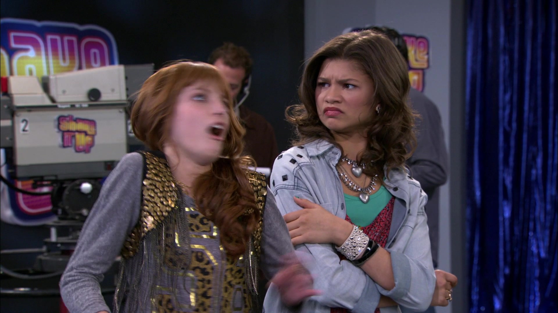 Shake_It_Up_S01E15_1080p_BTD_002045.jpg Shake_It_Up_S01E15_1080p_BTD_002045.jpg
