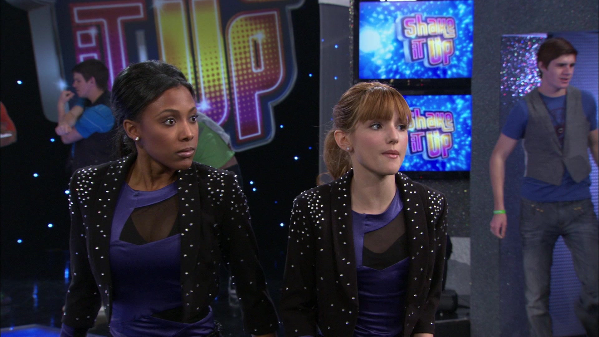 Shake_It_Up_S01E15_1080p_BTD_002636.jpg Shake_It_Up_S01E15_1080p_BTD_002636.jpg