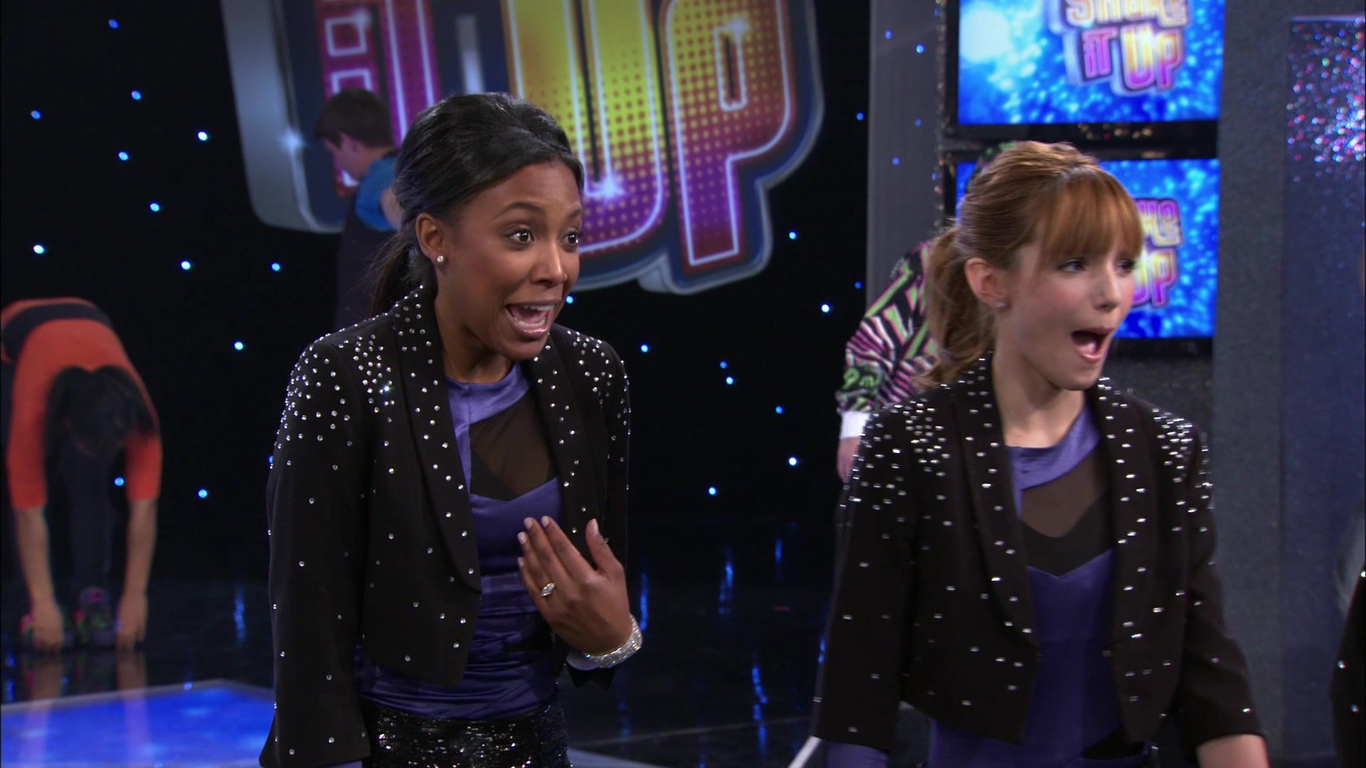 Shake_It_Up_S01E15_1080p_BTD_002705.jpg Shake_It_Up_S01E15_1080p_BTD_002705.jpg
