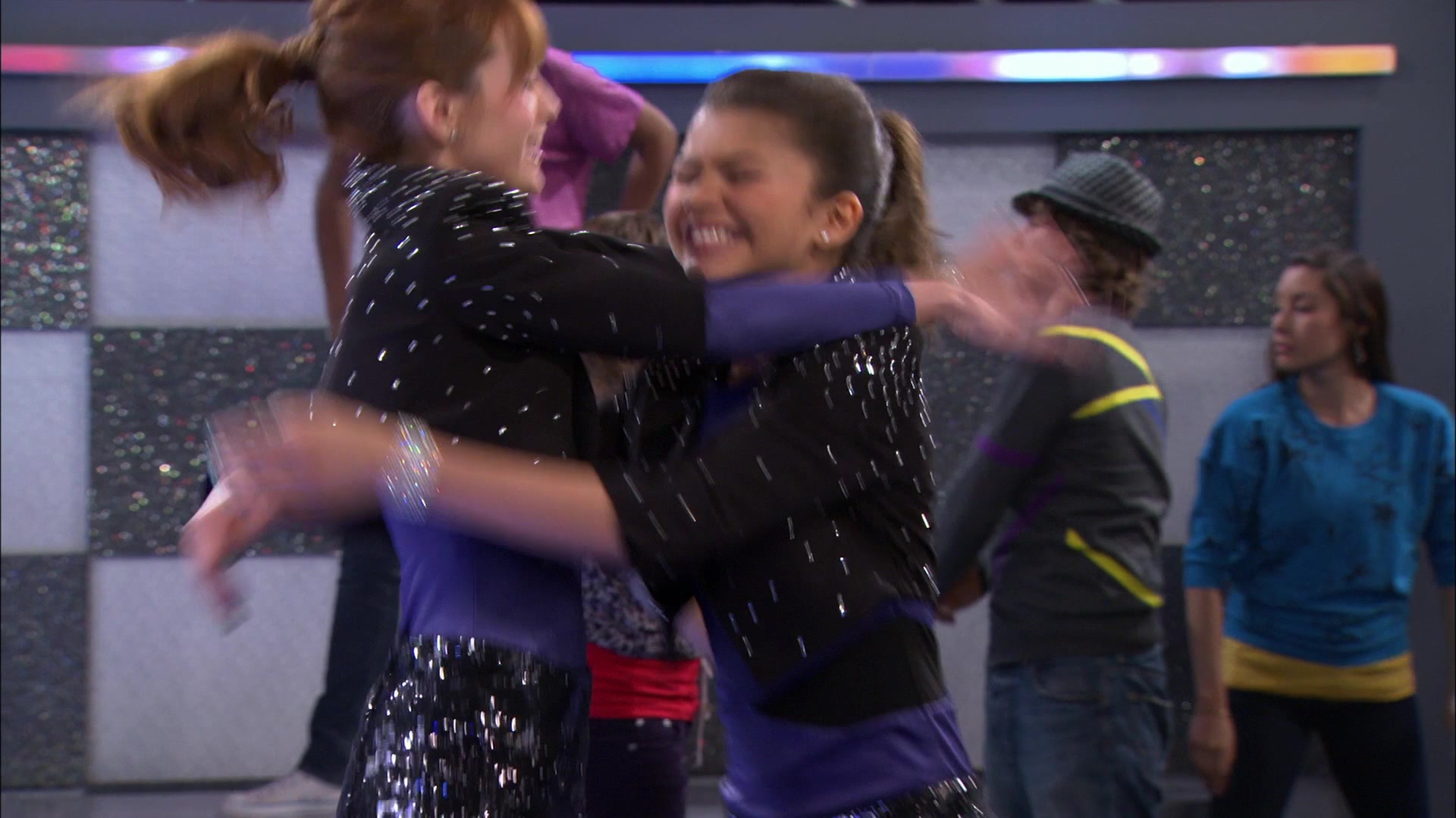 Shake_It_Up_S01E15_1080p_BTD_002784.jpg Shake_It_Up_S01E15_1080p_BTD_002784.jpg