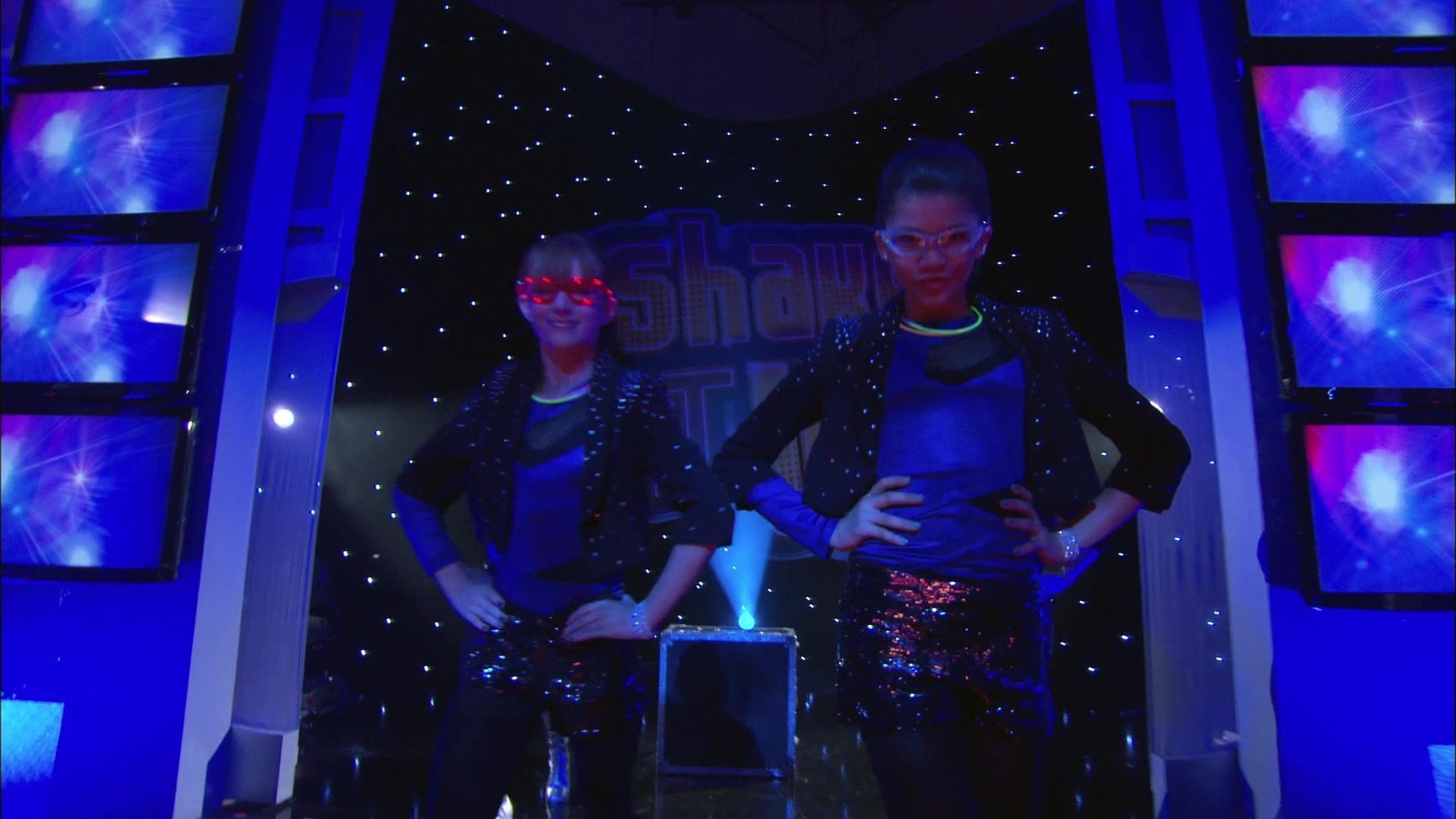 Shake_It_Up_S01E15_1080p_BTD_002849.jpg Shake_It_Up_S01E15_1080p_BTD_002849.jpg