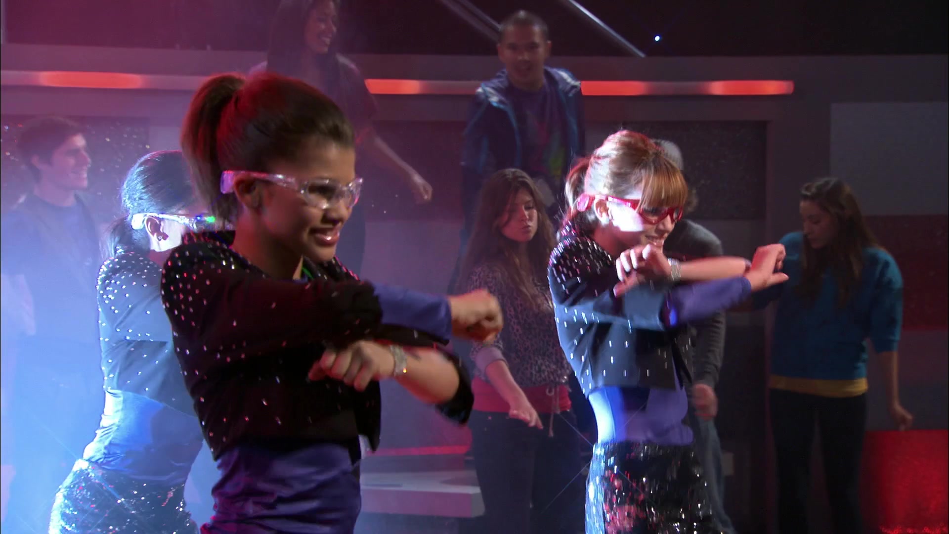 Shake_It_Up_S01E15_1080p_BTD_002944.jpg