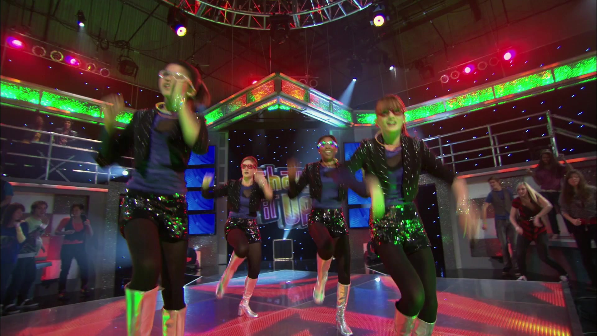 Shake_It_Up_S01E15_1080p_BTD_002952.jpg