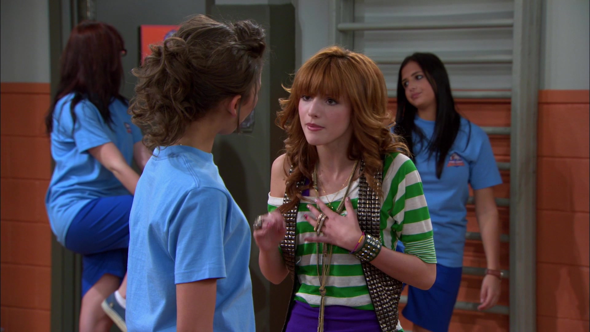 Shake_It_Up_S01E16_1080p_BTD_000596.jpg Shake_It_Up_S01E16_1080p_BTD_000596.jpg