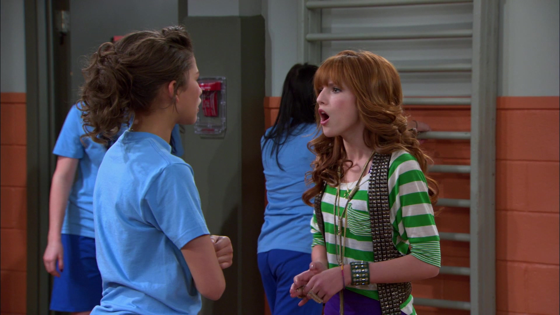 Shake_It_Up_S01E16_1080p_BTD_000622.jpg Shake_It_Up_S01E16_1080p_BTD_000622.jpg