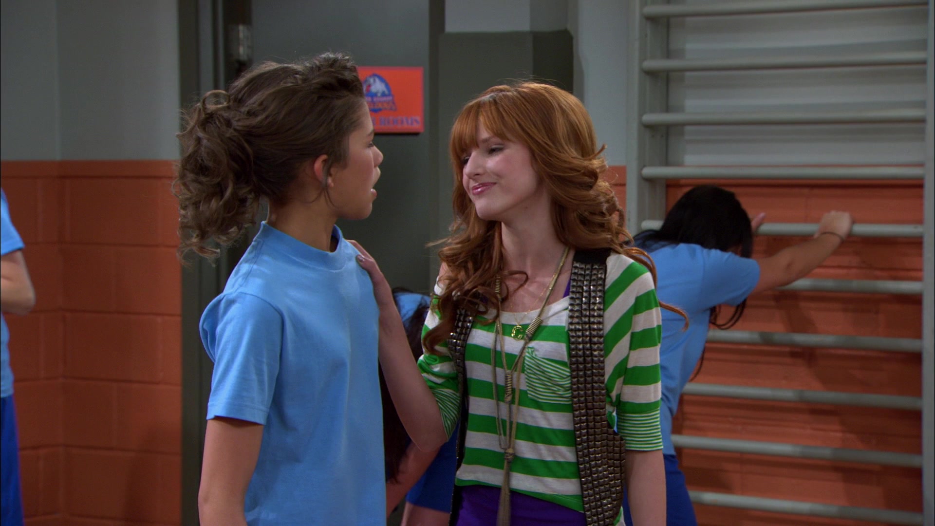 Shake_It_Up_S01E16_1080p_BTD_000637.jpg Shake_It_Up_S01E16_1080p_BTD_000637.jpg
