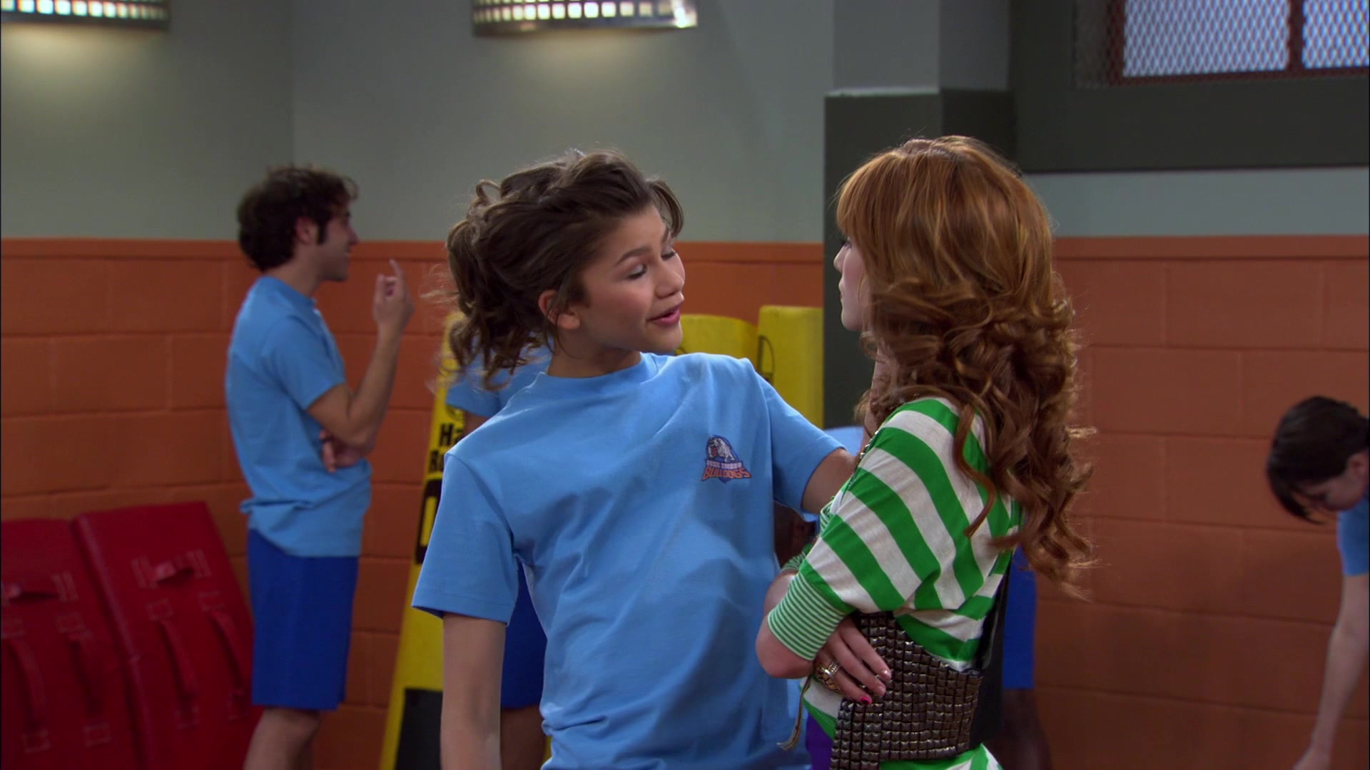 Shake_It_Up_S01E16_1080p_BTD_000659.jpg