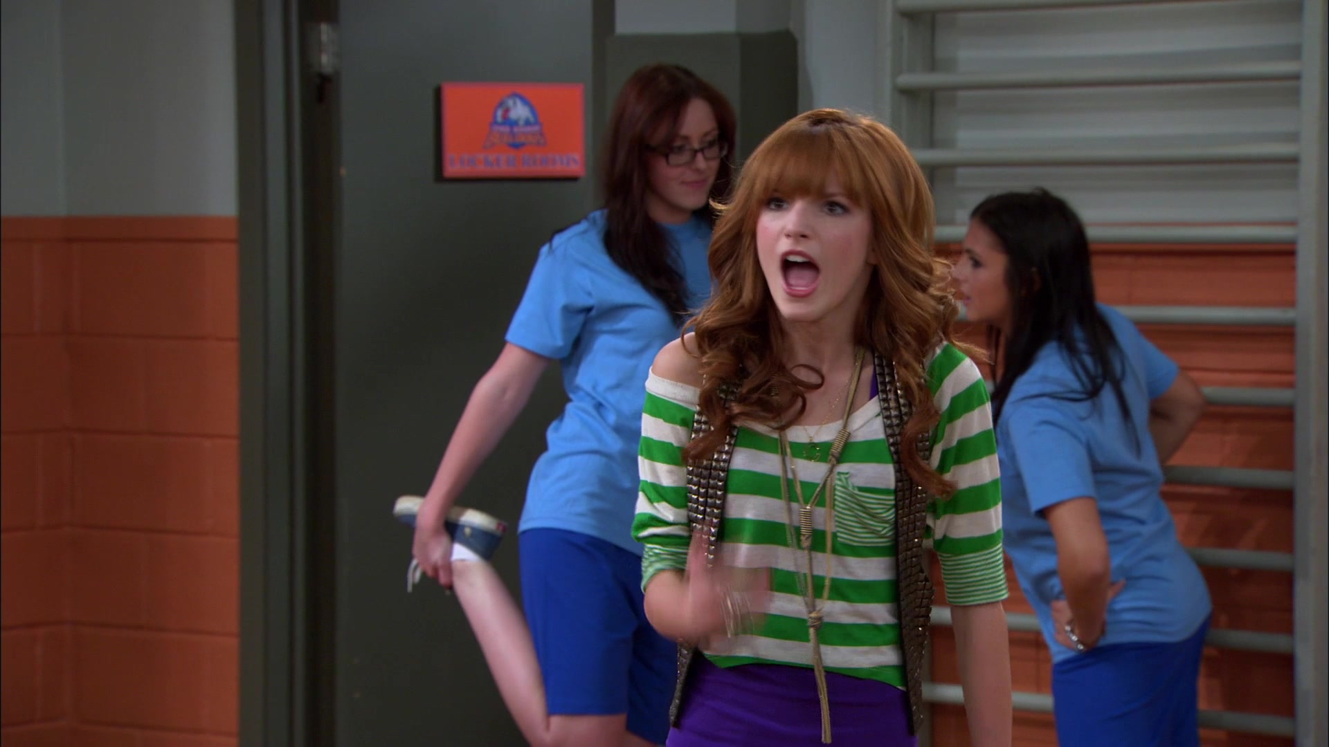 Shake_It_Up_S01E16_1080p_BTD_000674.jpg Shake_It_Up_S01E16_1080p_BTD_000674.jpg