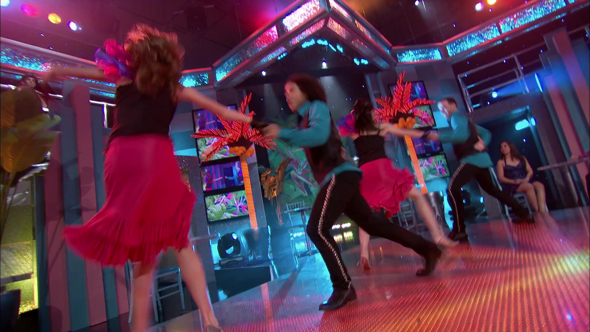 Shake_It_Up_S01E16_1080p_BTD_000997.jpg Shake_It_Up_S01E16_1080p_BTD_000997.jpg