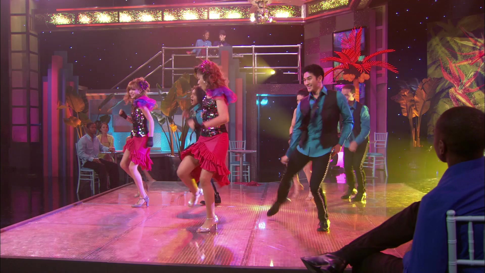 Shake_It_Up_S01E16_1080p_BTD_001043.jpg