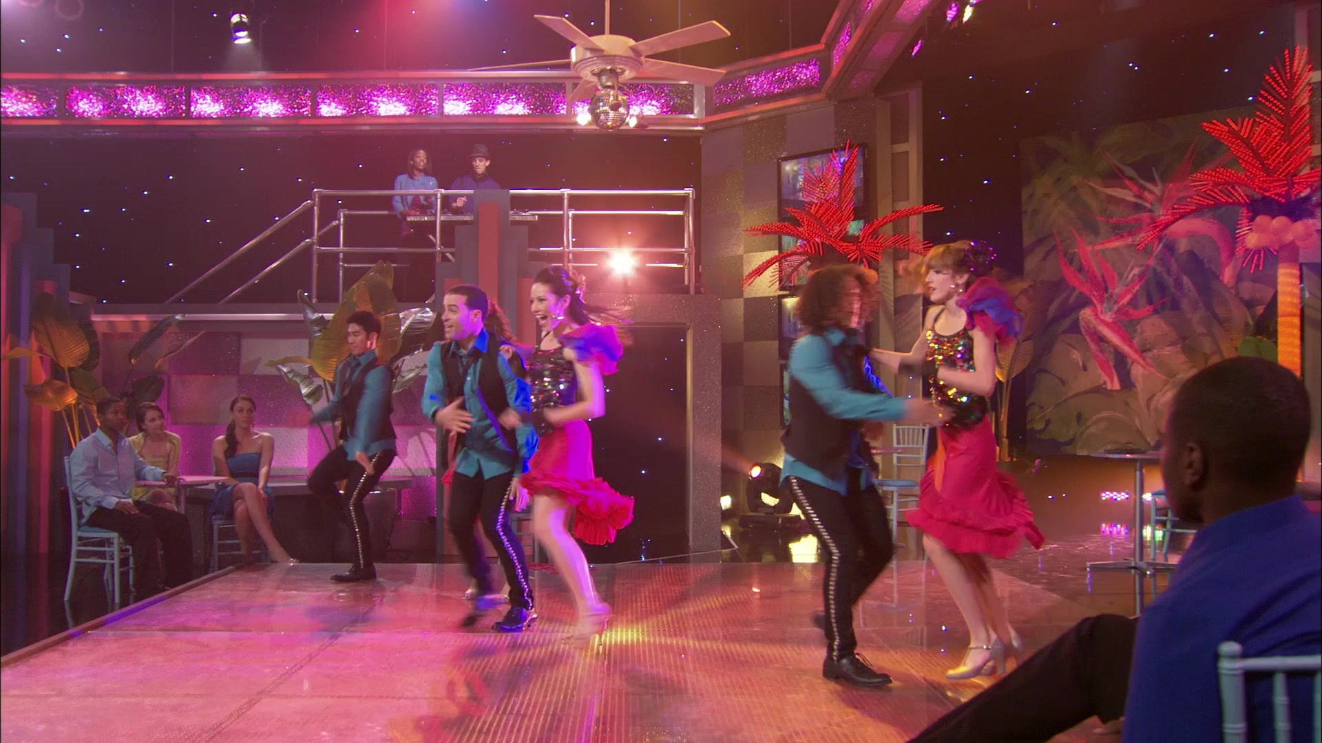 Shake_It_Up_S01E16_1080p_BTD_001075.jpg Shake_It_Up_S01E16_1080p_BTD_001075.jpg