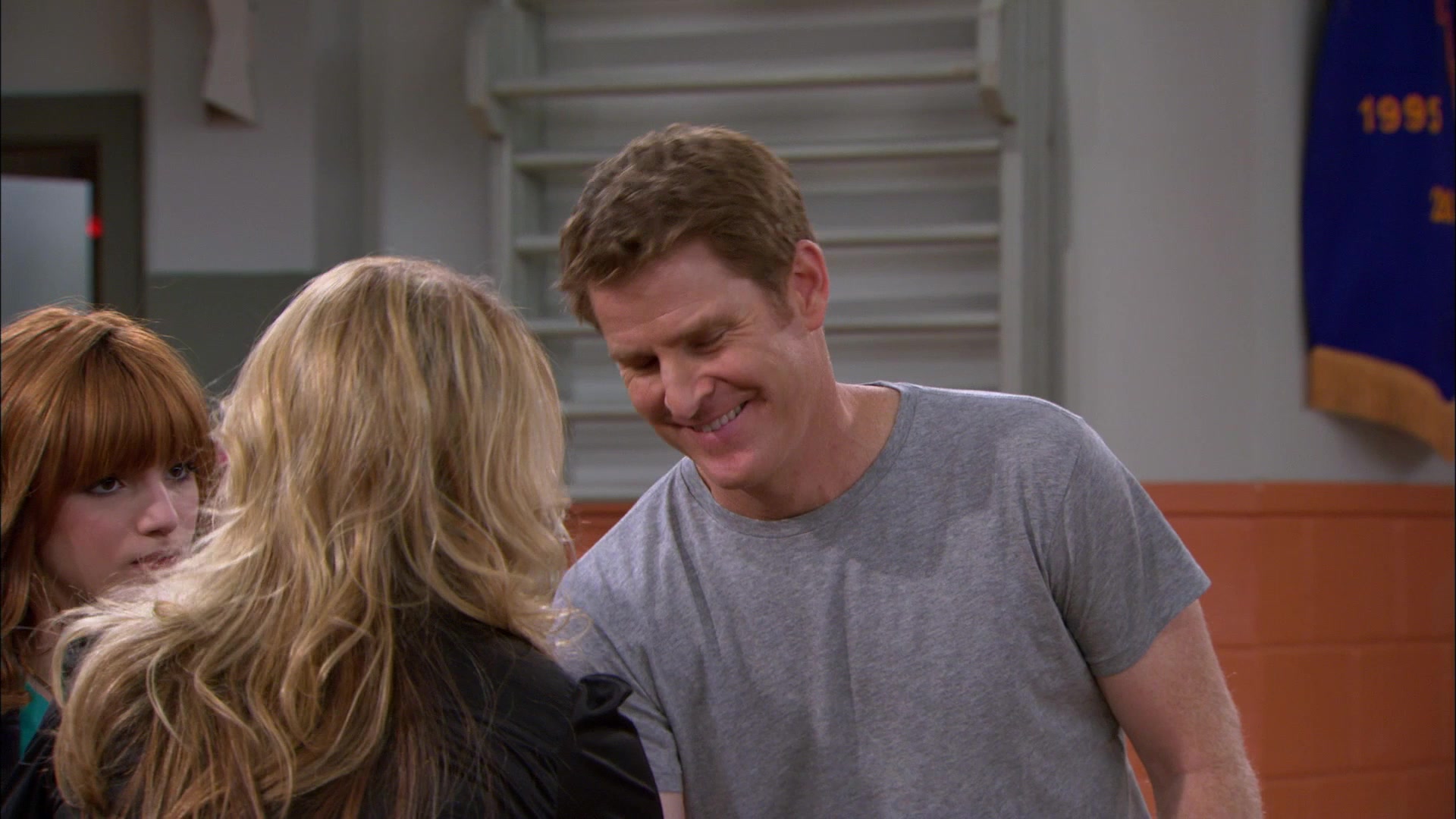 Shake_It_Up_S01E16_1080p_BTD_001594.jpg