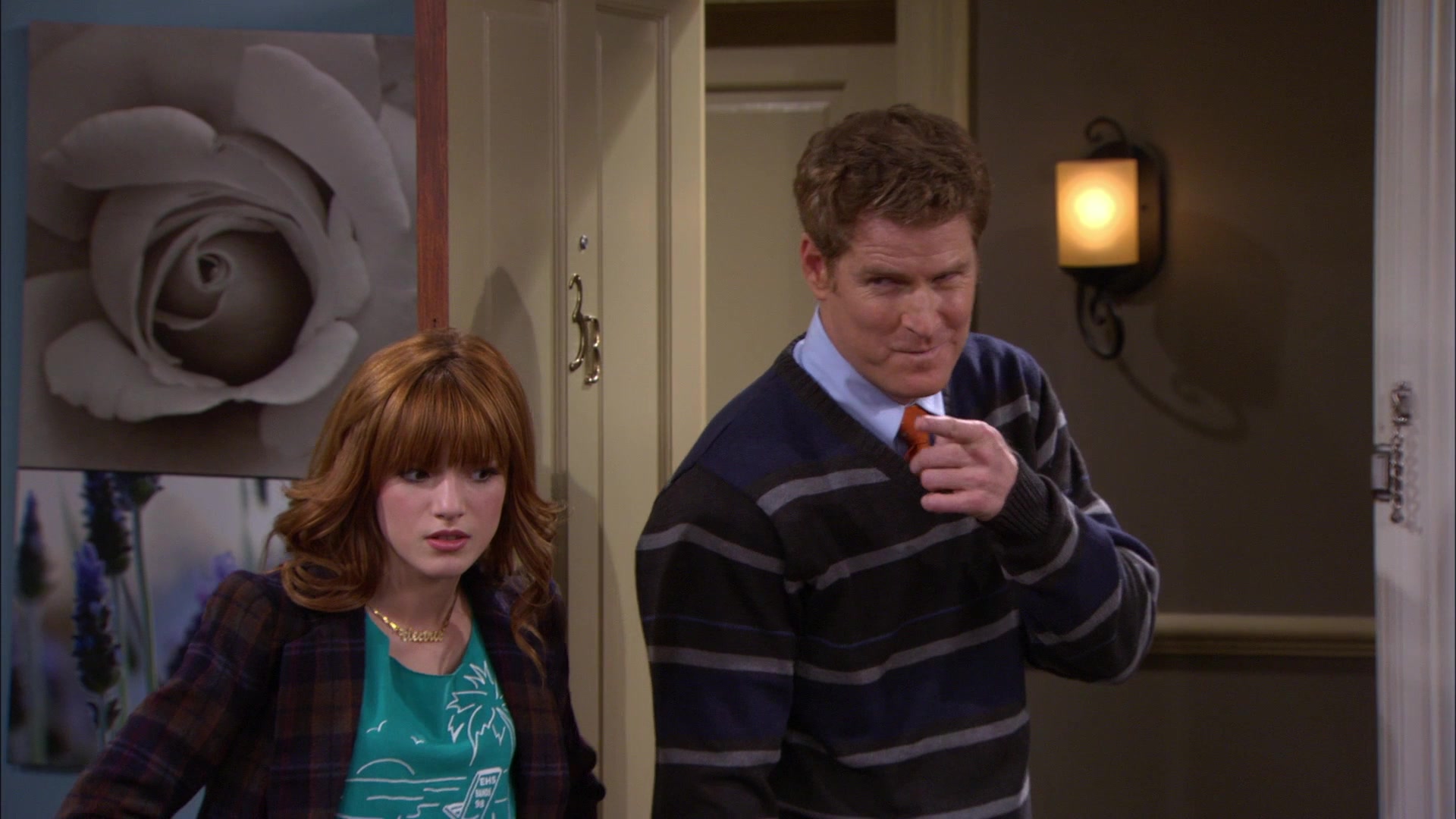 Shake_It_Up_S01E16_1080p_BTD_002086.jpg Shake_It_Up_S01E16_1080p_BTD_002086.jpg