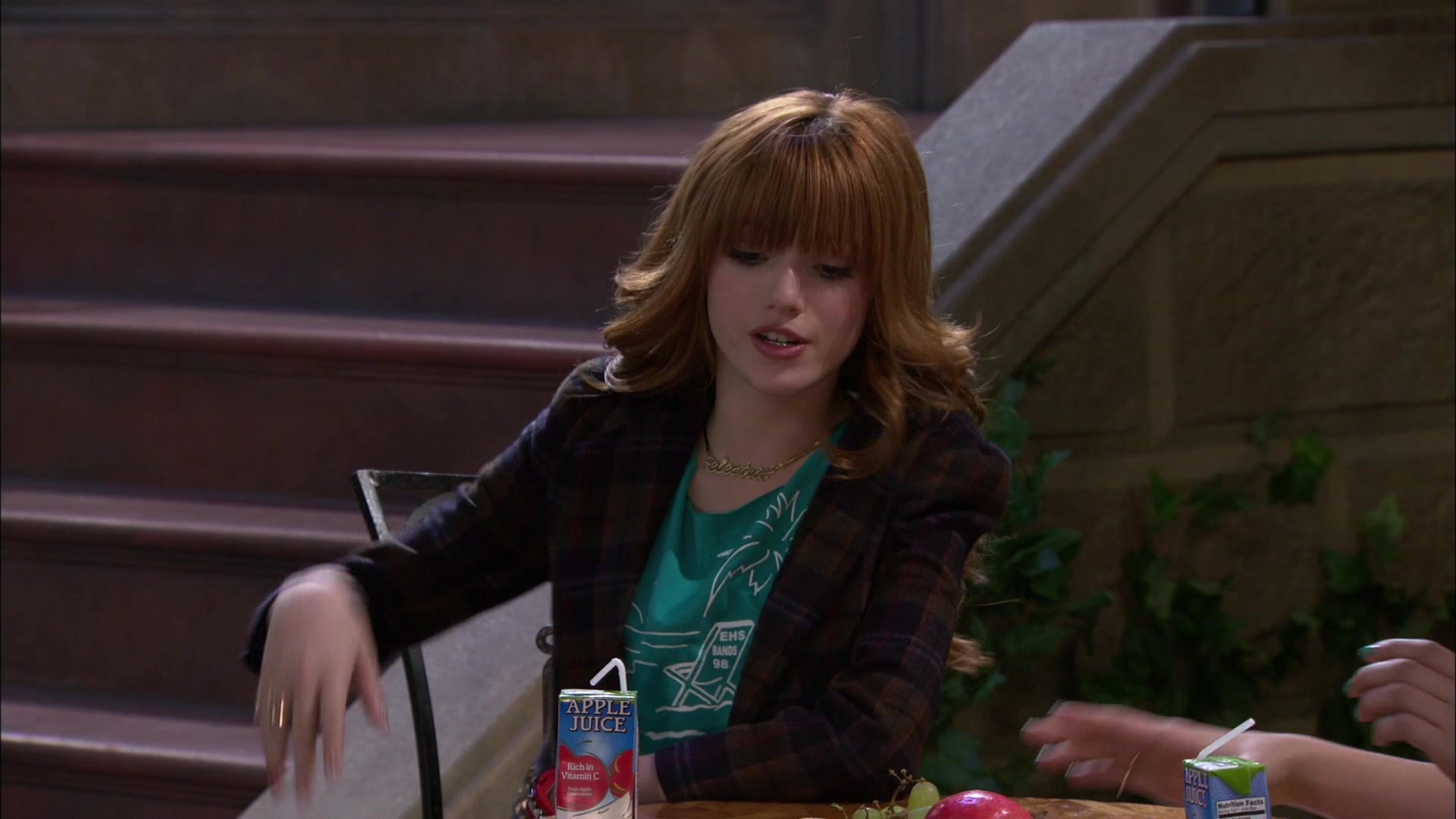 Shake_It_Up_S01E16_1080p_BTD_002145.jpg Shake_It_Up_S01E16_1080p_BTD_002145.jpg